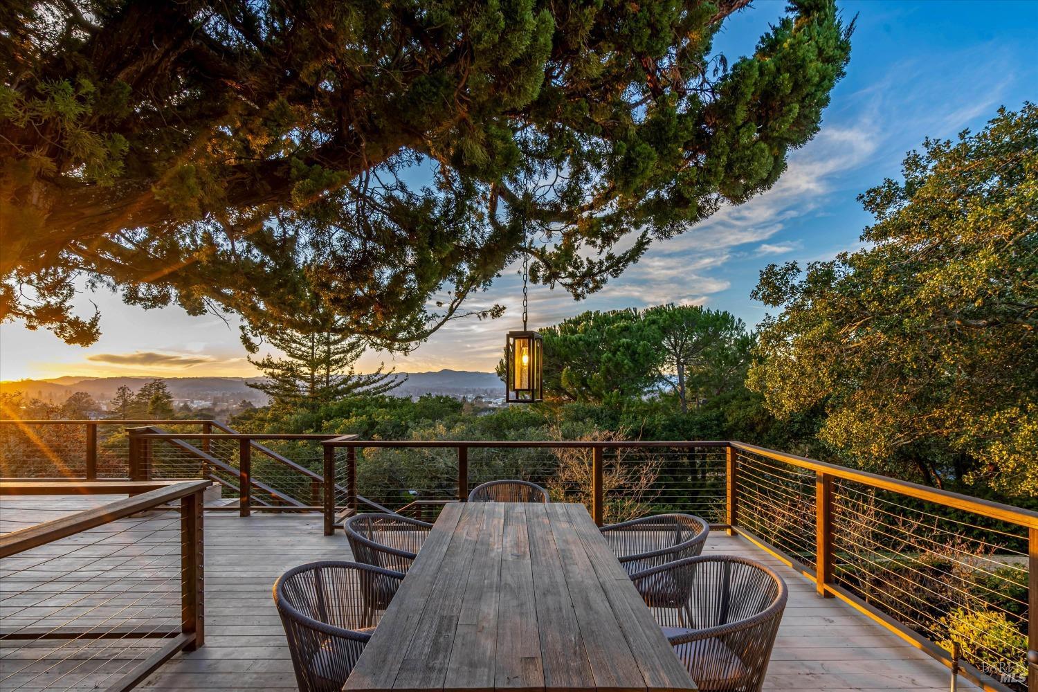 Detail Gallery Image 33 of 35 For 7 Lutge Ct, Napa,  CA 94559 - 4 Beds | 3/1 Baths