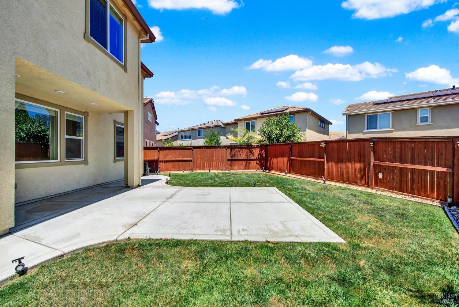 Detail Gallery Image 49 of 55 For 1511 Snowdrop Ct, Fairfield,  CA 94533 - 4 Beds | 2/1 Baths