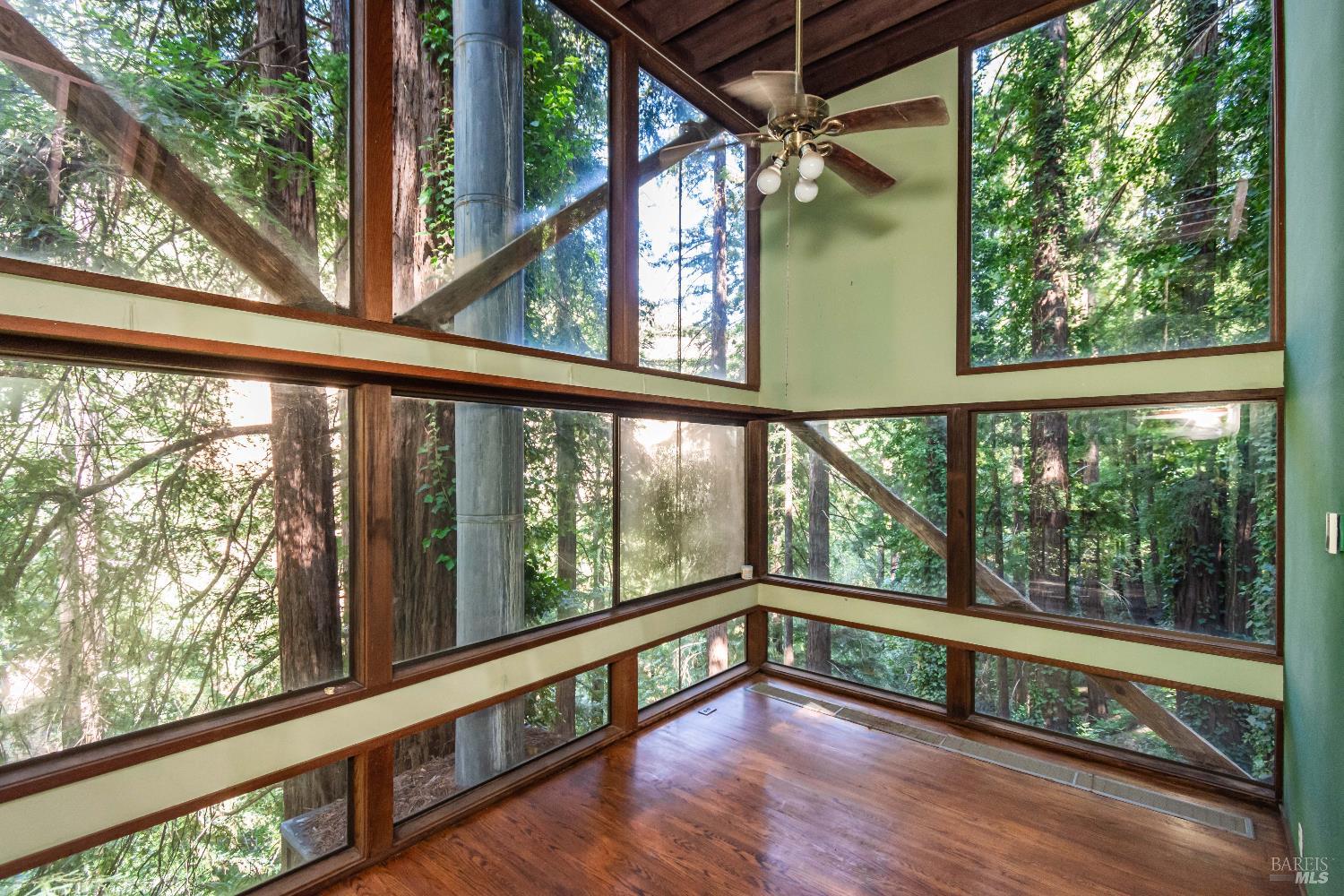 Detail Gallery Image 8 of 34 For 4516 Dry Creek Rd, Napa,  CA 94558 - 2 Beds | 2 Baths