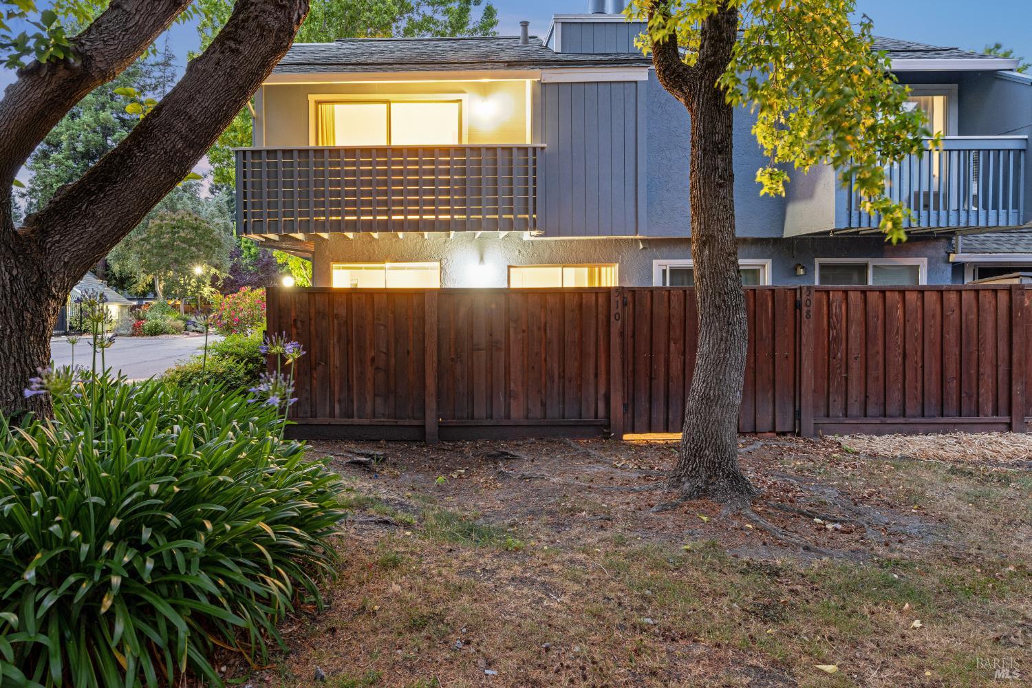 Detail Gallery Image 6 of 56 For 510 Racquet Club Cir, Rohnert Park,  CA 94928 - 3 Beds | 1/1 Baths