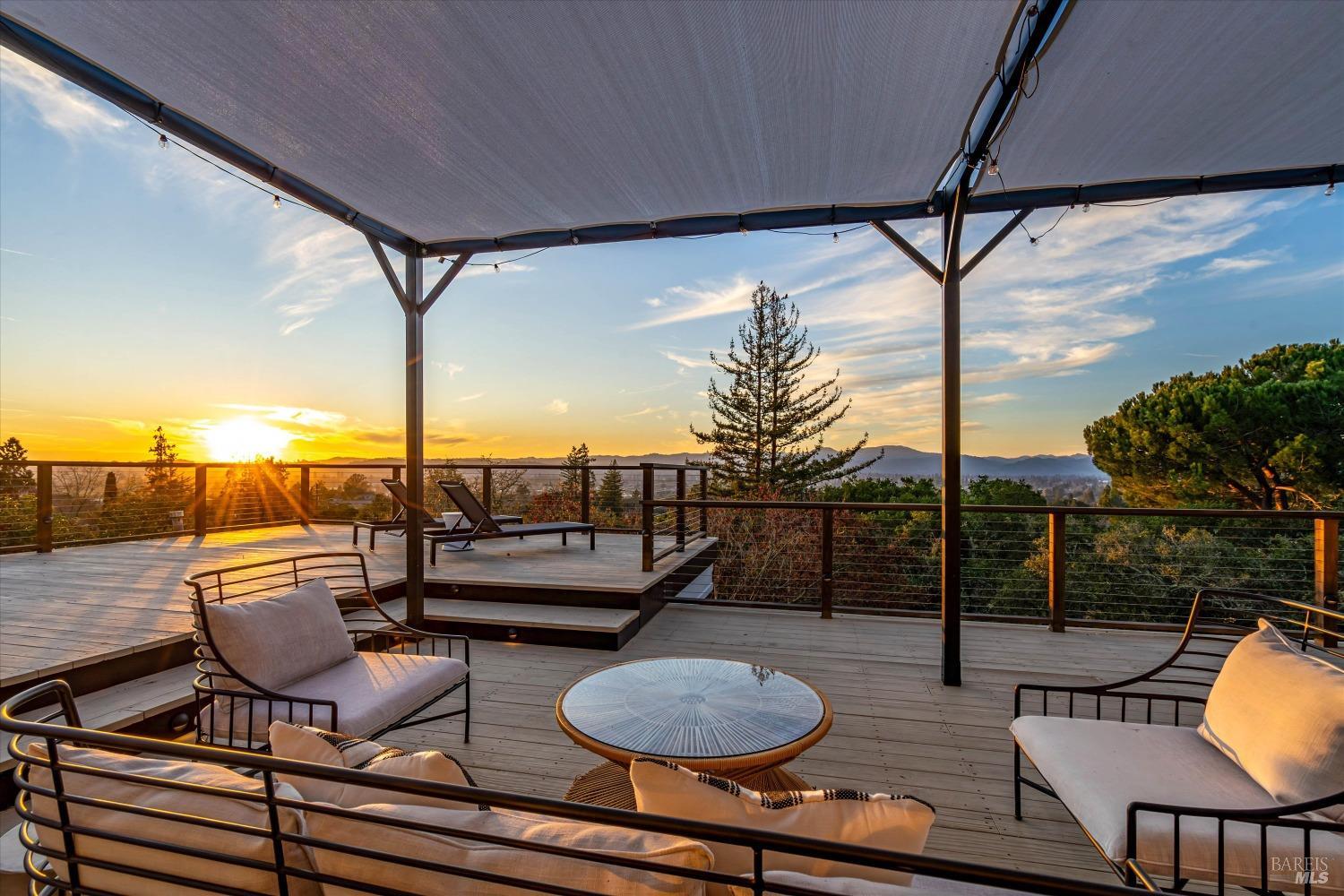 Detail Gallery Image 26 of 35 For 7 Lutge Ct, Napa,  CA 94559 - 4 Beds | 3/1 Baths