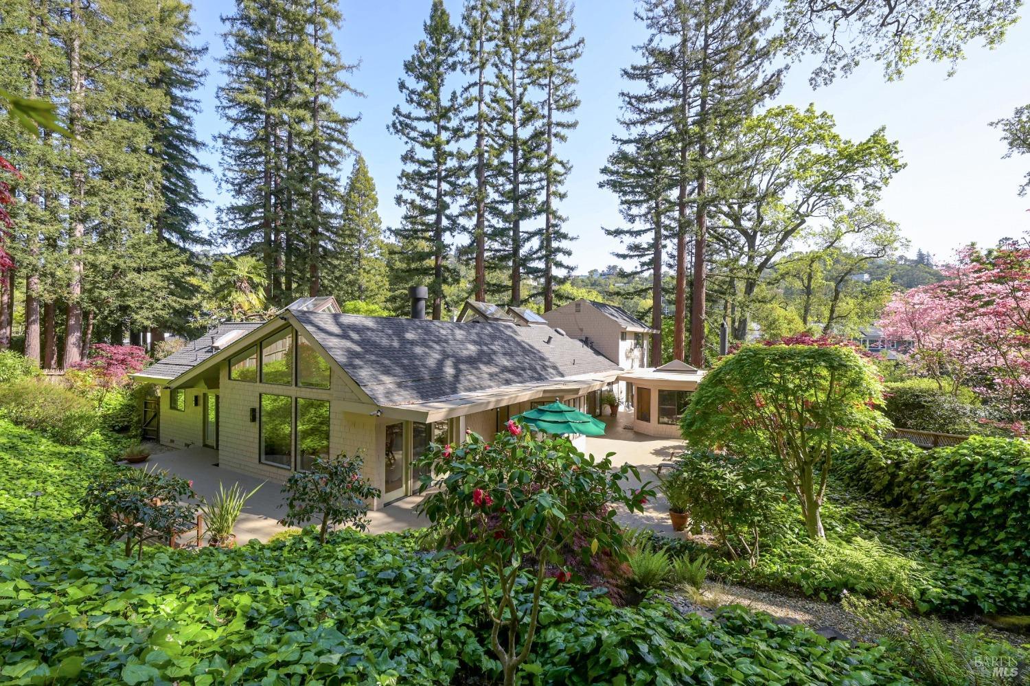Detail Gallery Image 1 of 1 For Address Is Not Disclosed, Kentfield,  CA 94904 - 5 Beds | 4 Baths