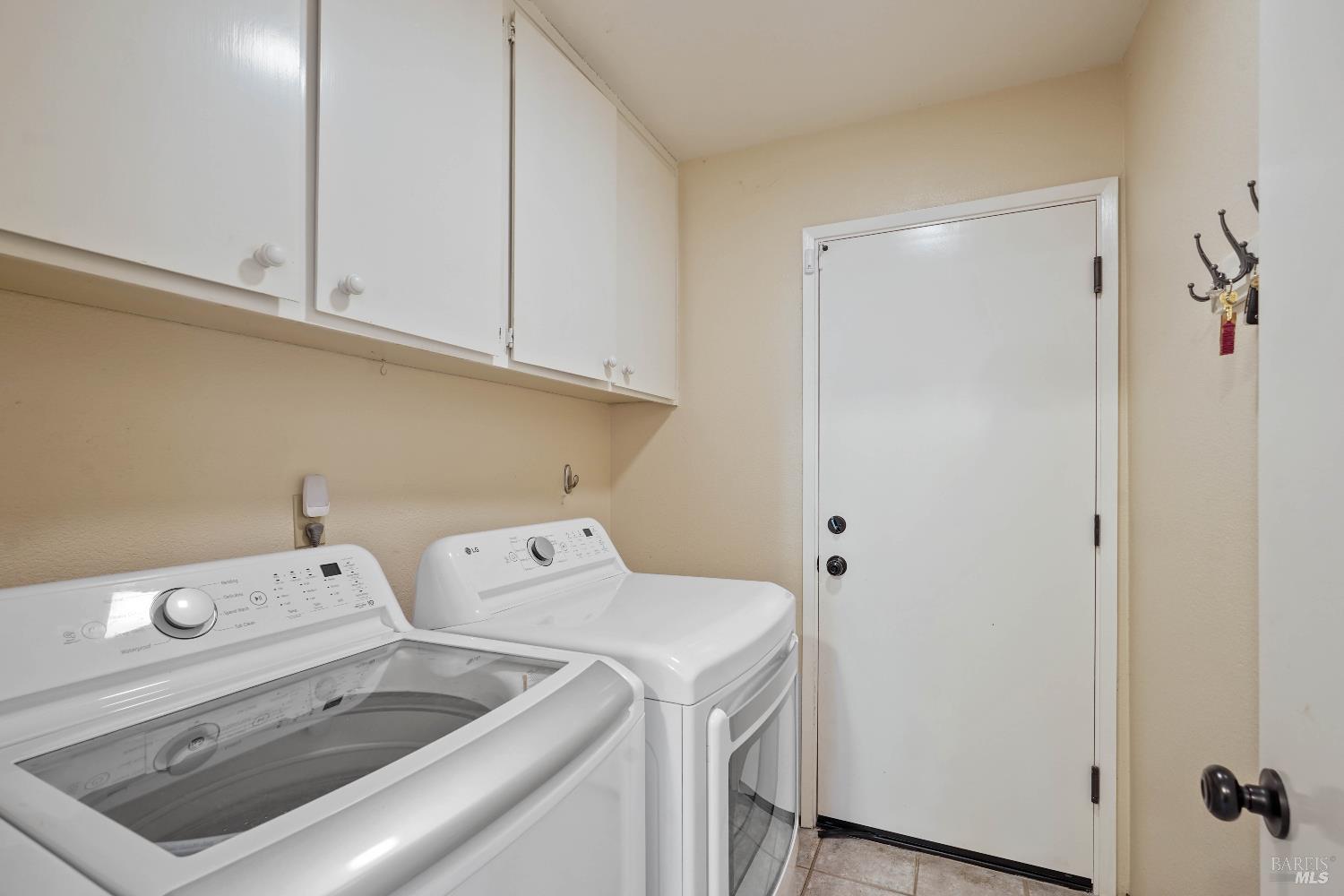 Detail Gallery Image 21 of 46 For 309 Saybrook Ave, Vacaville,  CA 95687 - 4 Beds | 2 Baths