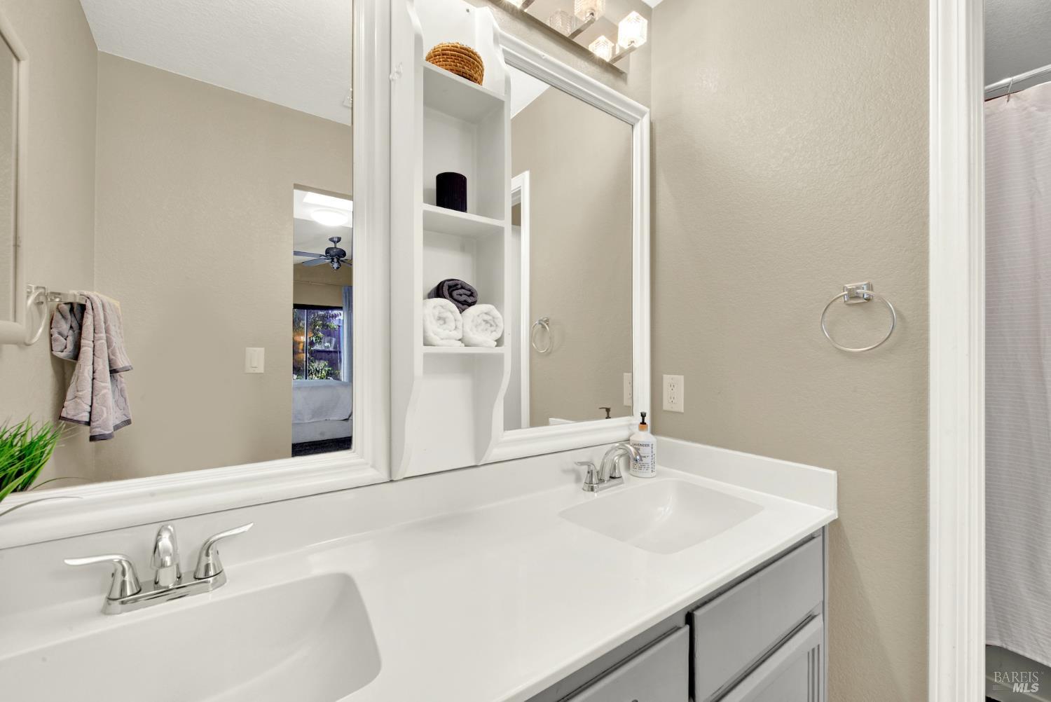 Detail Gallery Image 45 of 65 For 802 Morissette Way, Vacaville,  CA 95687 - 3 Beds | 2 Baths