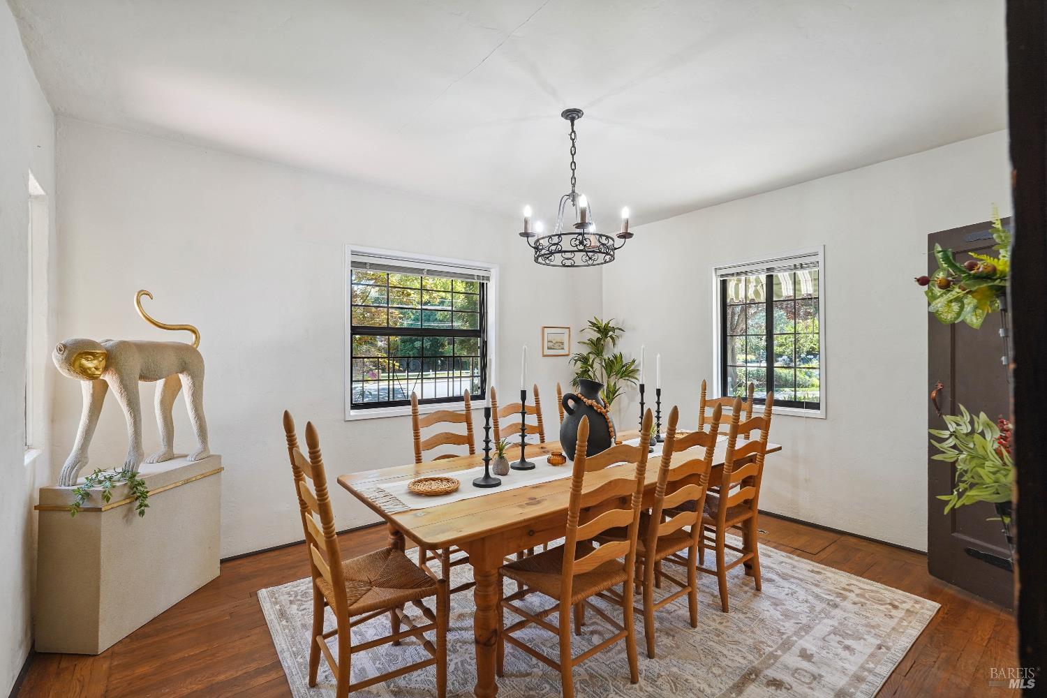 Detail Gallery Image 22 of 84 For 330 Buck Ave, Vacaville,  CA 95688 - 3 Beds | 3 Baths