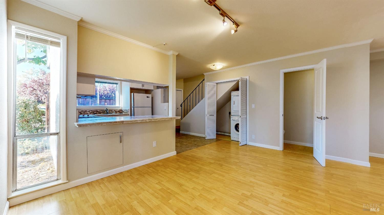 Detail Gallery Image 15 of 56 For 510 Racquet Club Cir, Rohnert Park,  CA 94928 - 3 Beds | 1/1 Baths