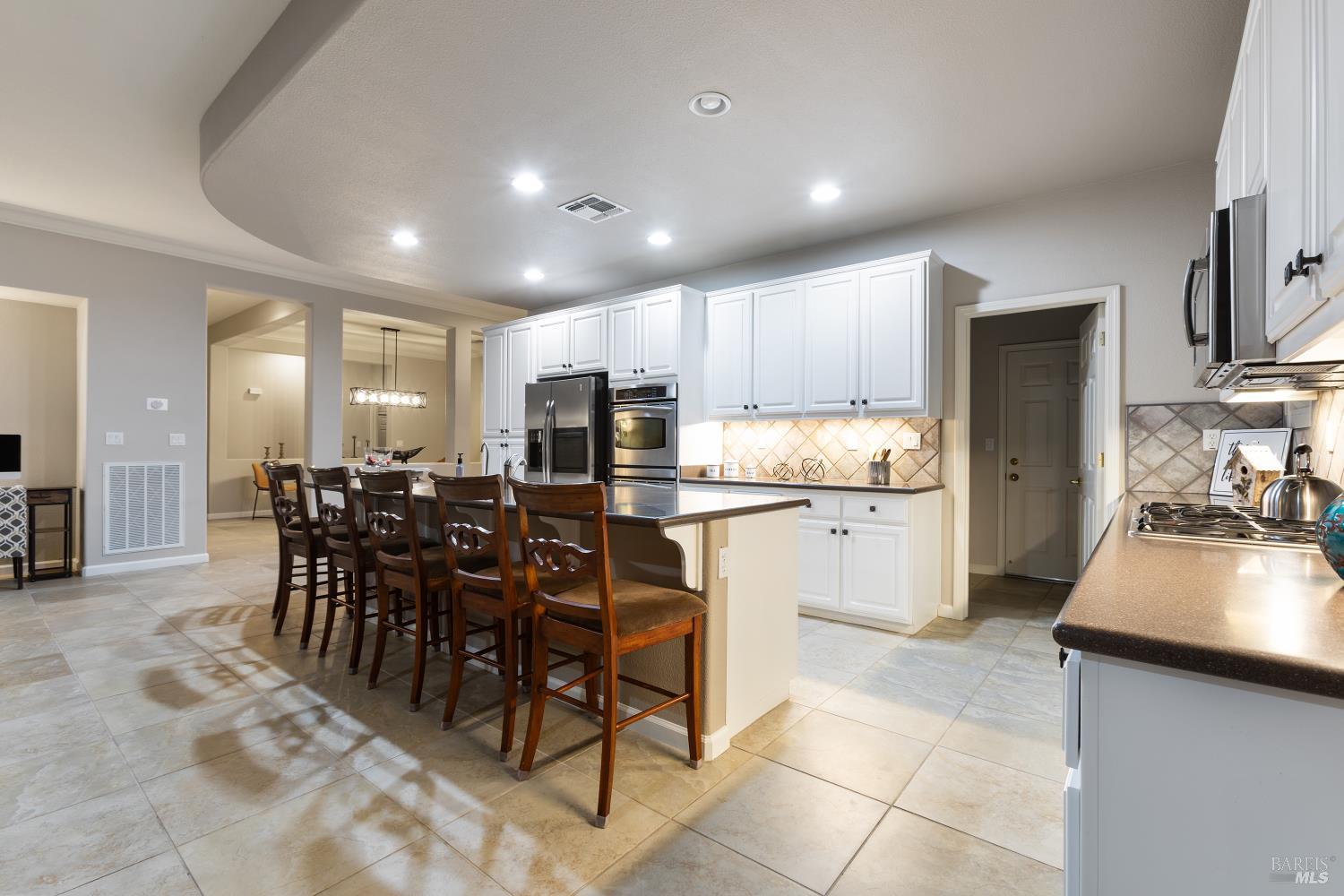 Detail Gallery Image 17 of 50 For 330 Crystal Downs Dr, Rio Vista,  CA 94571 - 3 Beds | 3/1 Baths