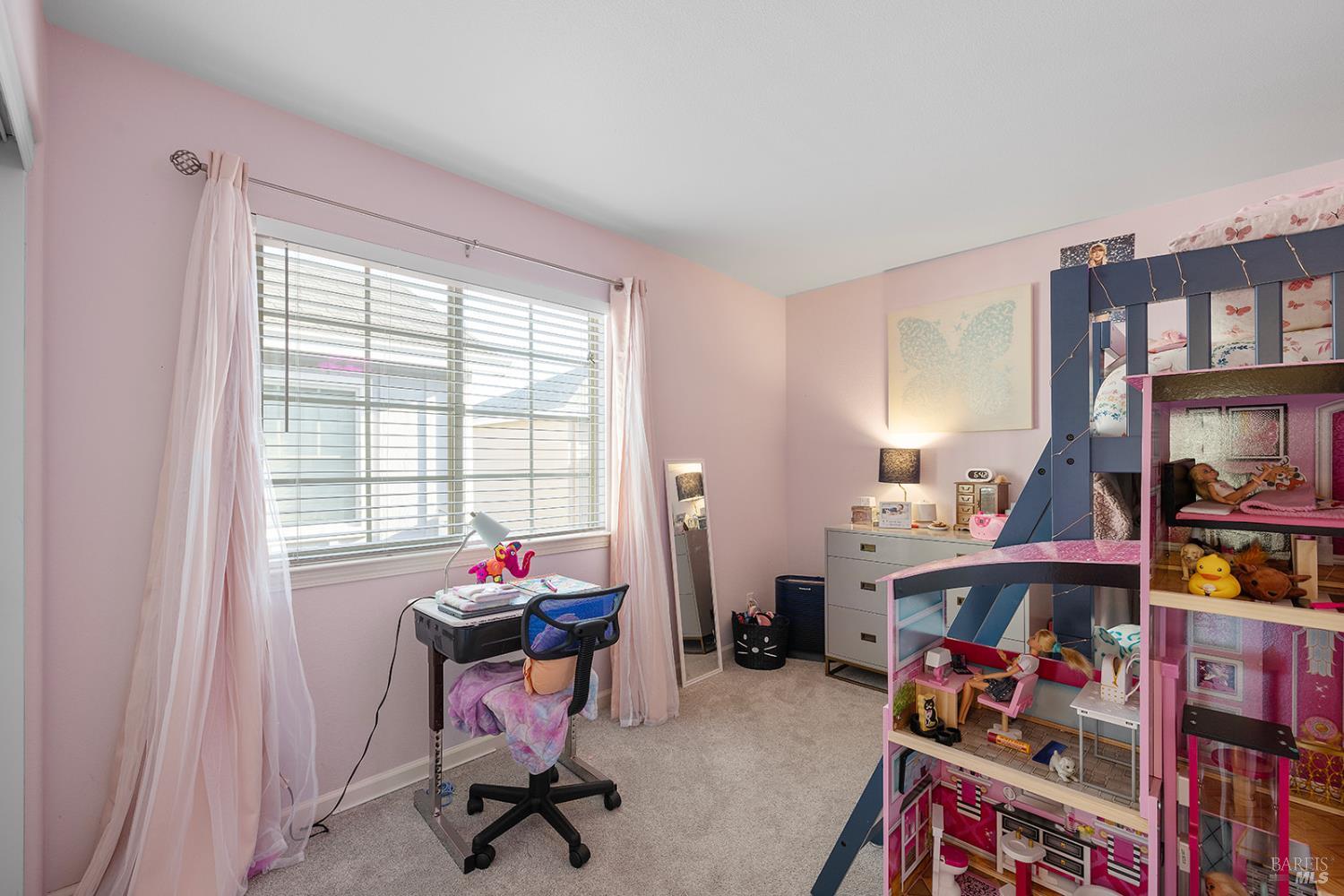 Detail Gallery Image 34 of 74 For 2350 Andre Ln, Santa Rosa,  CA 95403 - 4 Beds | 2/1 Baths