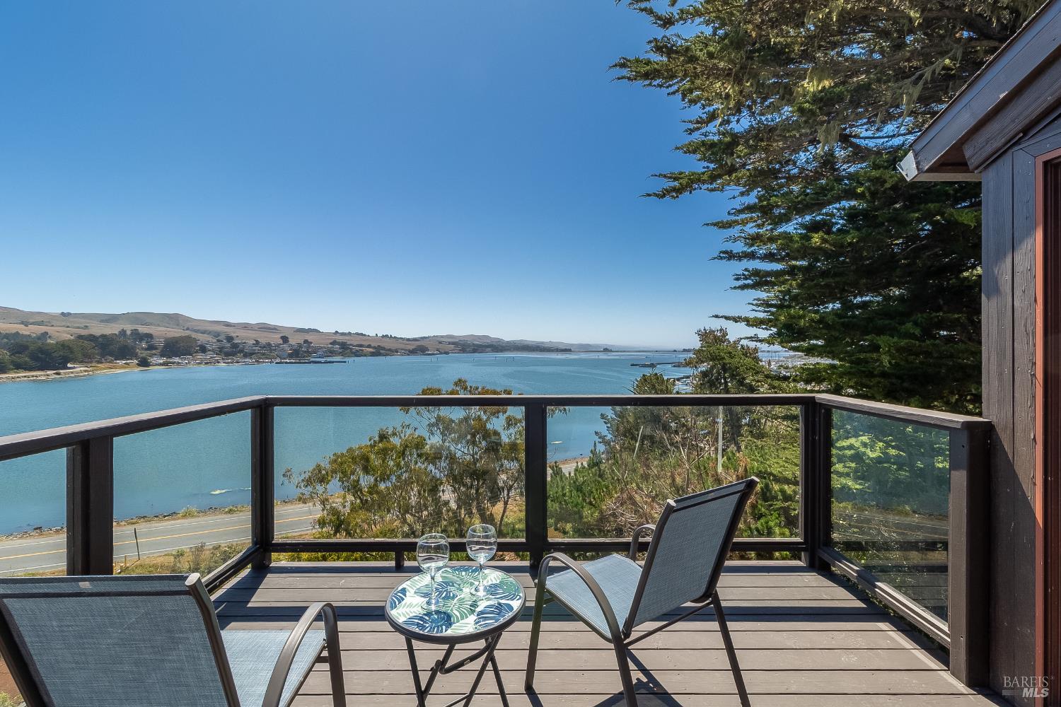 Detail Gallery Image 16 of 28 For 2020 Sandpiper Ct, Bodega Bay,  CA 94923 - 2 Beds | 1 Baths
