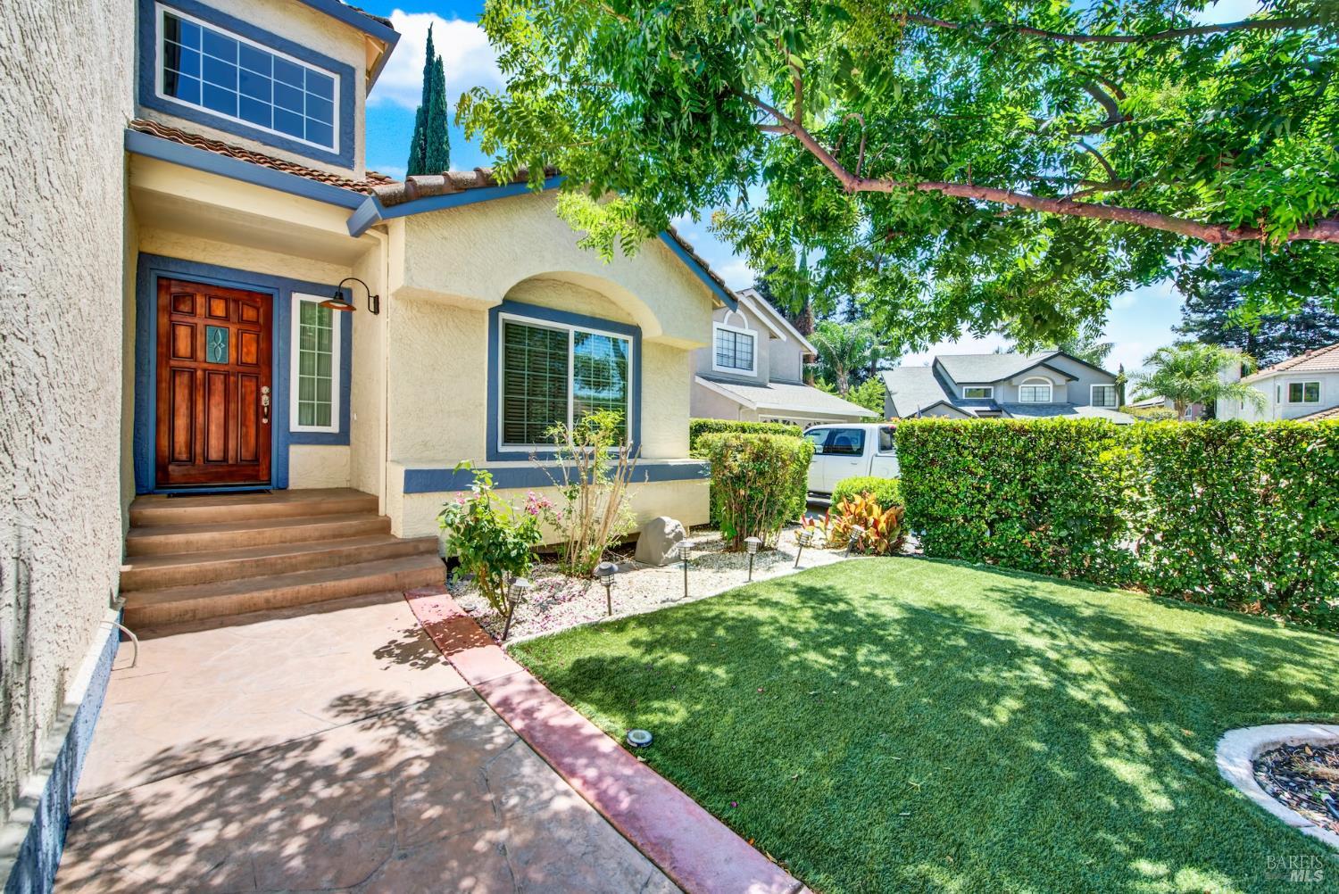 Detail Gallery Image 13 of 93 For 242 Rosita Ct, Vacaville,  CA 95687 - 4 Beds | 2/1 Baths