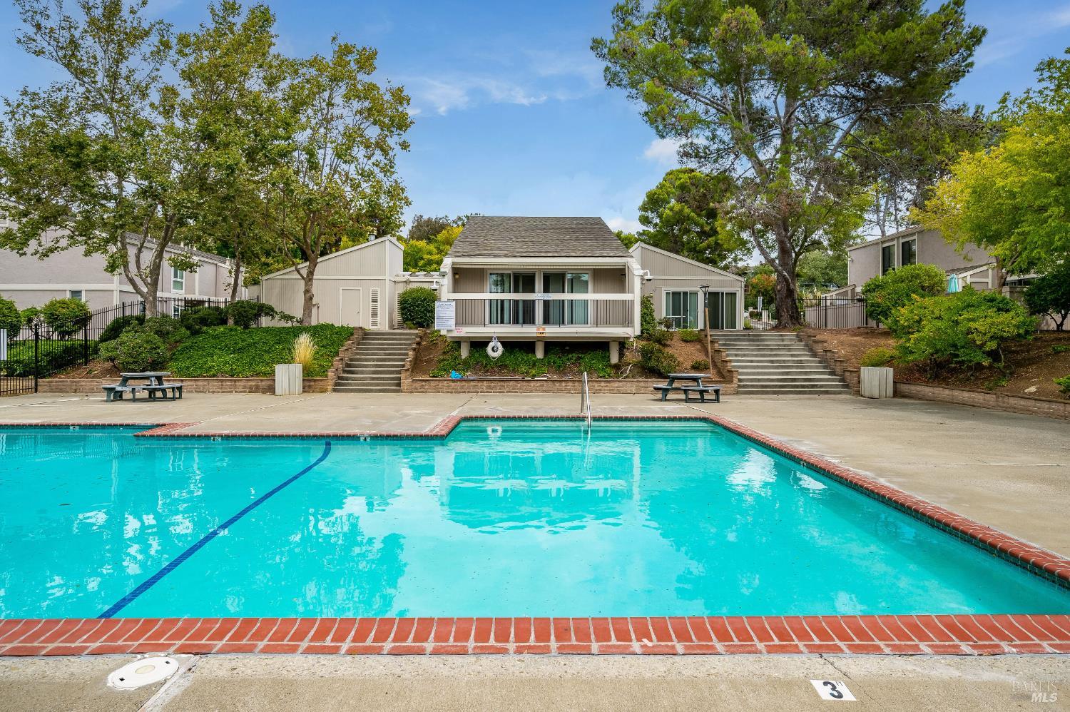 Detail Gallery Image 24 of 43 For 900 Southampton Rd #86,  Benicia,  CA 94510 - 1 Beds | 1 Baths
