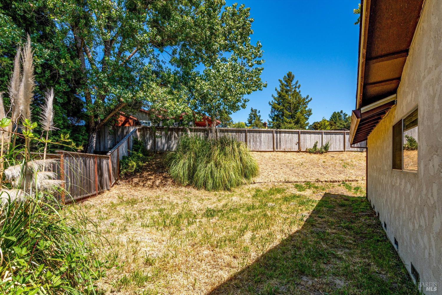 Detail Gallery Image 49 of 57 For 207 May Ct, Sebastopol,  CA 95472 - 4 Beds | 2 Baths