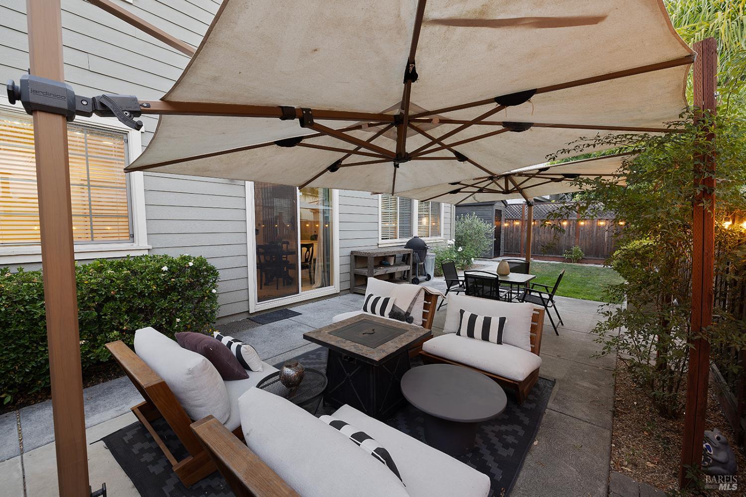 Detail Gallery Image 59 of 74 For 2350 Andre Ln, Santa Rosa,  CA 95403 - 4 Beds | 2/1 Baths