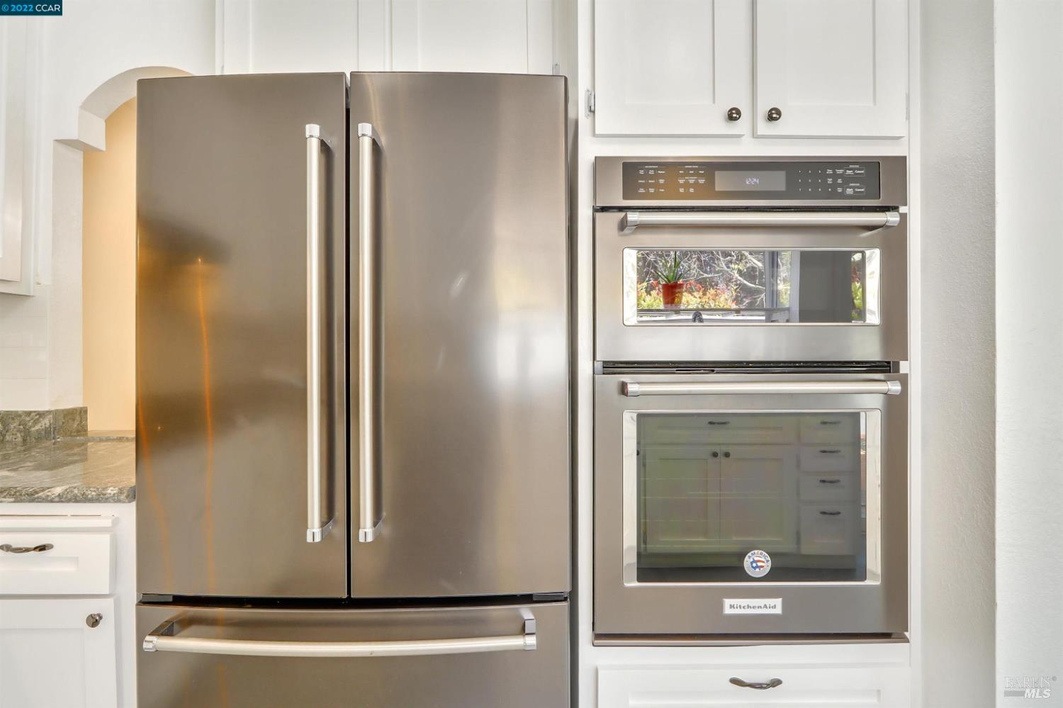 Detail Gallery Image 16 of 39 For 28 Shoal Dr, Vallejo,  CA 94591 - 3 Beds | 2/1 Baths