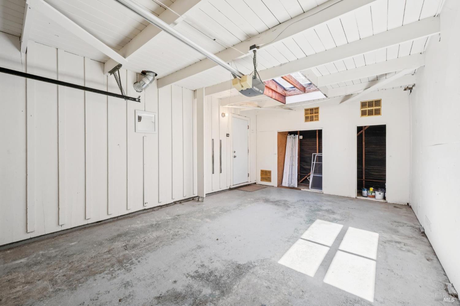 Detail Gallery Image 33 of 35 For 715 Alta Vista Rd, Mill Valley,  CA 94941 - 2 Beds | 1 Baths