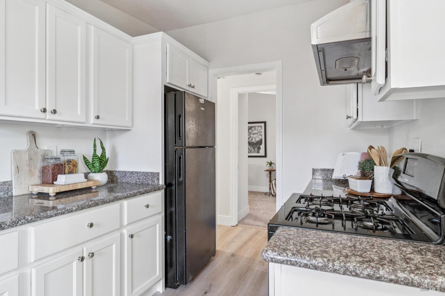 Detail Gallery Image 3 of 31 For 126 Los Altos Pl, American Canyon,  CA 94503 - 4 Beds | 3 Baths