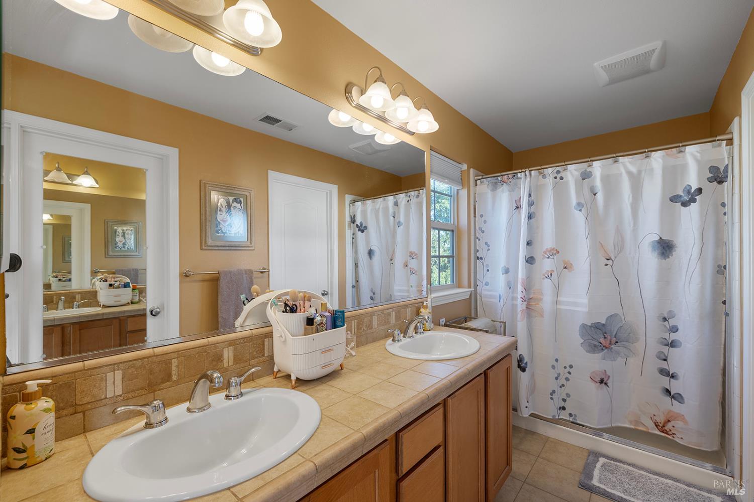 Detail Gallery Image 26 of 74 For 2350 Andre Ln, Santa Rosa,  CA 95403 - 4 Beds | 2/1 Baths