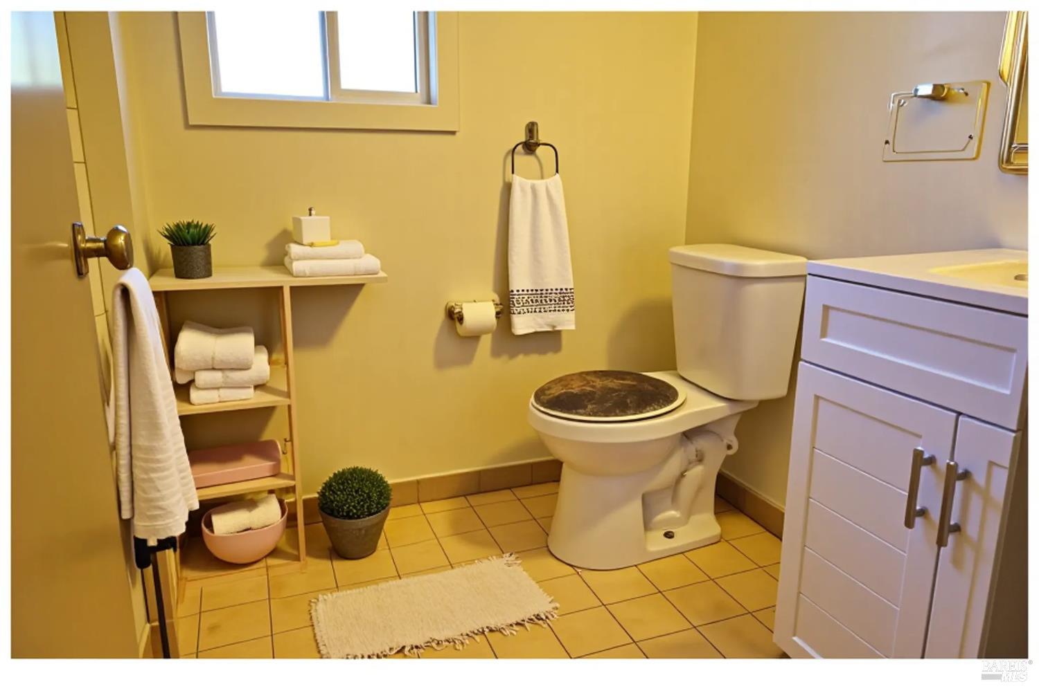 Detail Gallery Image 13 of 23 For 1530 Redwood St, Vallejo,  CA 94590 - 3 Beds | 2 Baths