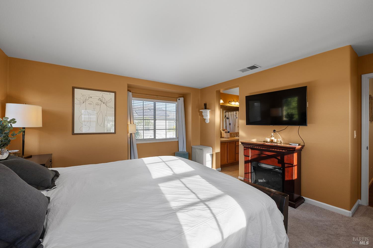 Detail Gallery Image 24 of 74 For 2350 Andre Ln, Santa Rosa,  CA 95403 - 4 Beds | 2/1 Baths