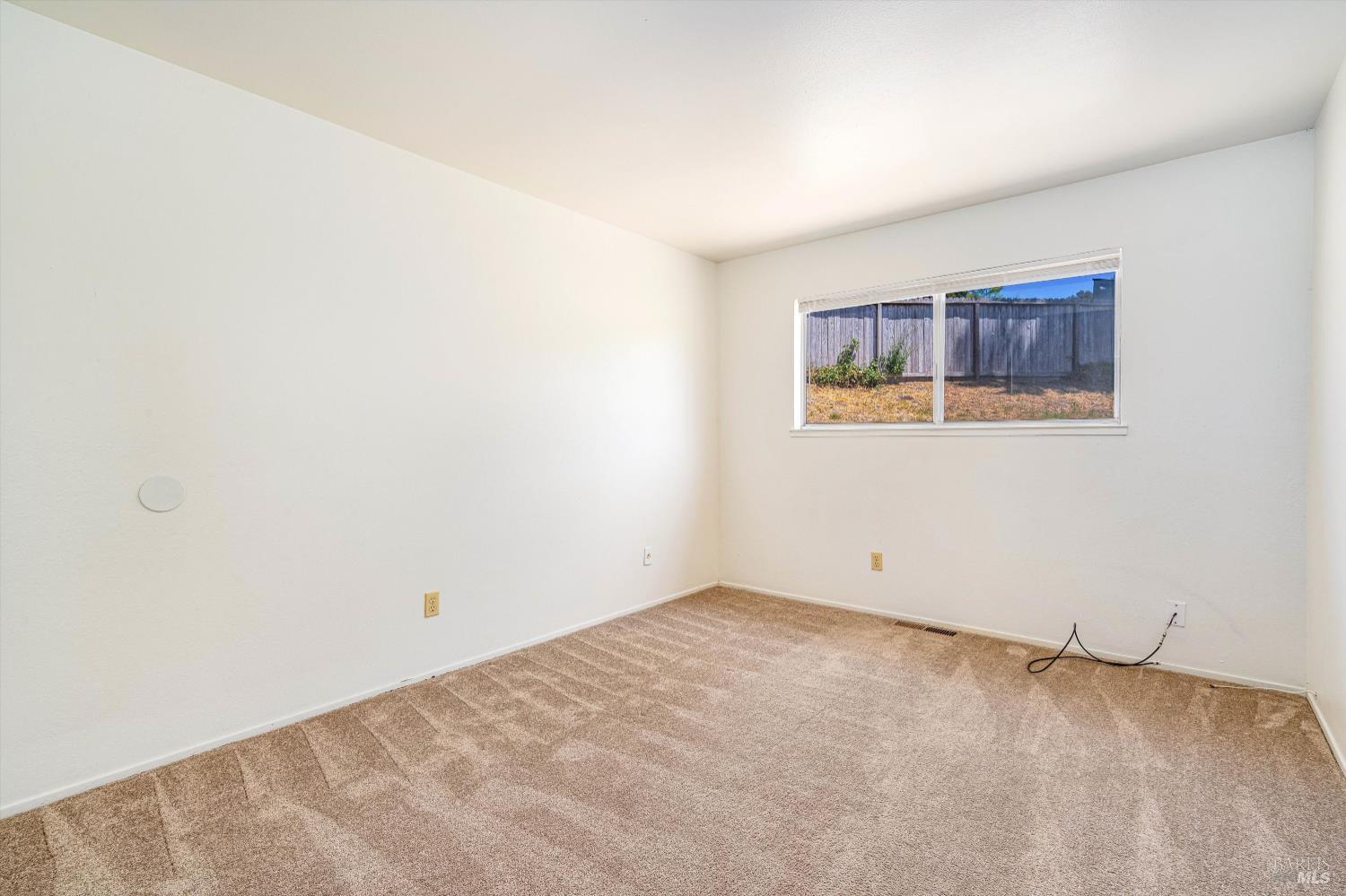 Detail Gallery Image 32 of 57 For 207 May Ct, Sebastopol,  CA 95472 - 4 Beds | 2 Baths