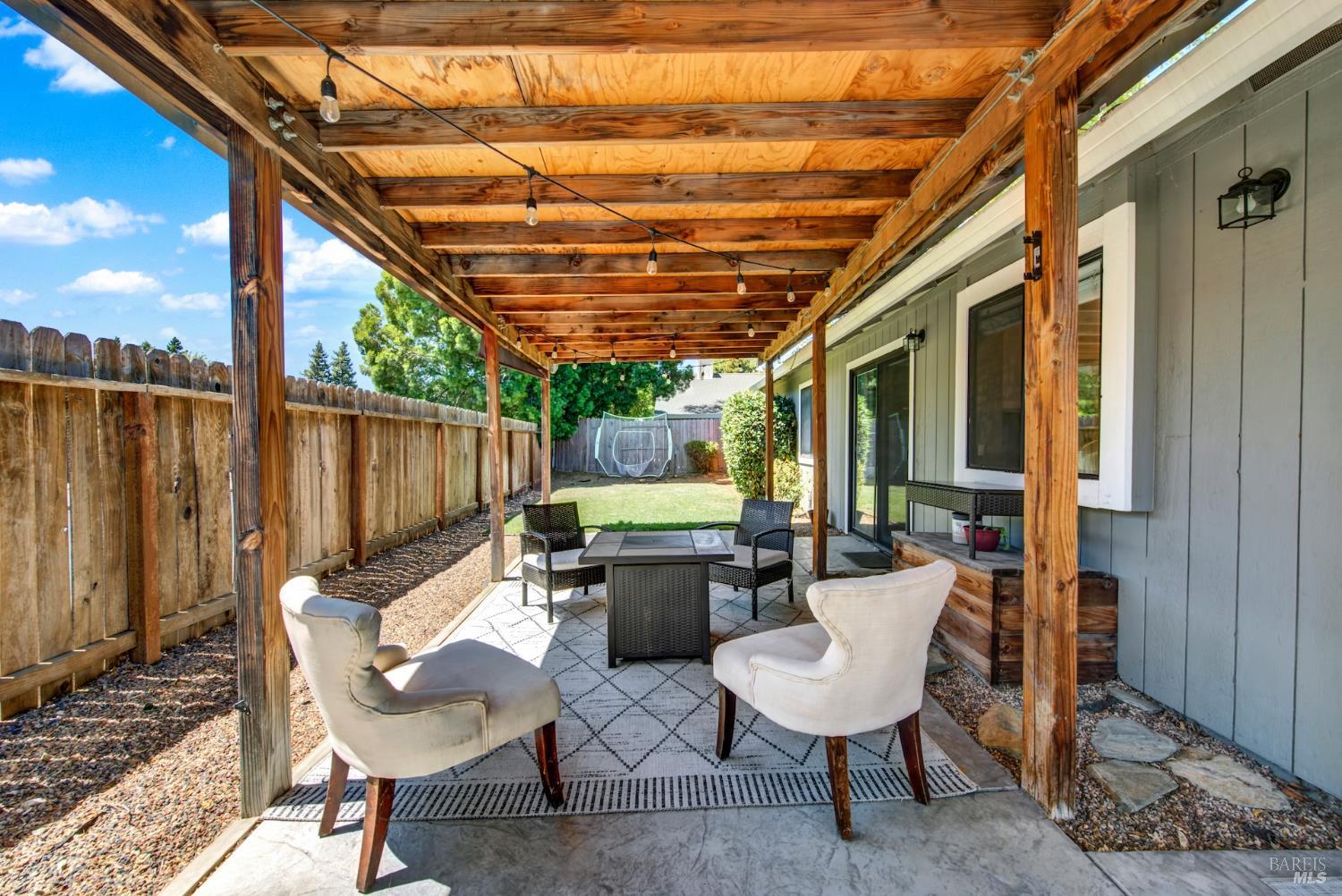 Detail Gallery Image 52 of 65 For 802 Morissette Way, Vacaville,  CA 95687 - 3 Beds | 2 Baths