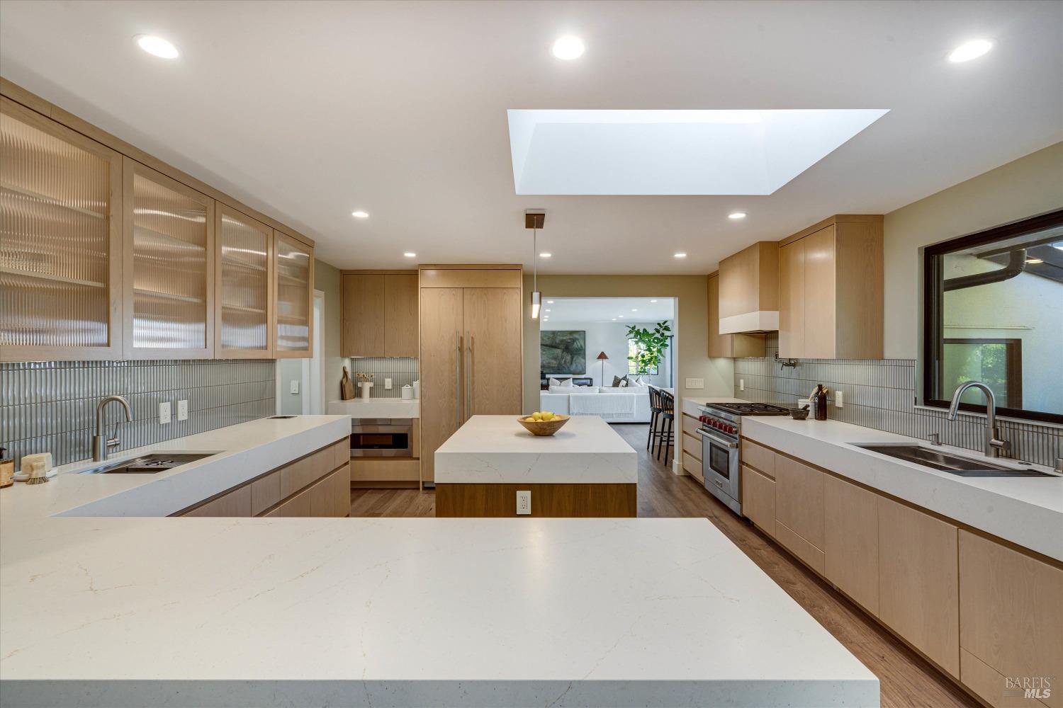 Detail Gallery Image 15 of 35 For 7 Lutge Ct, Napa,  CA 94559 - 4 Beds | 3/1 Baths