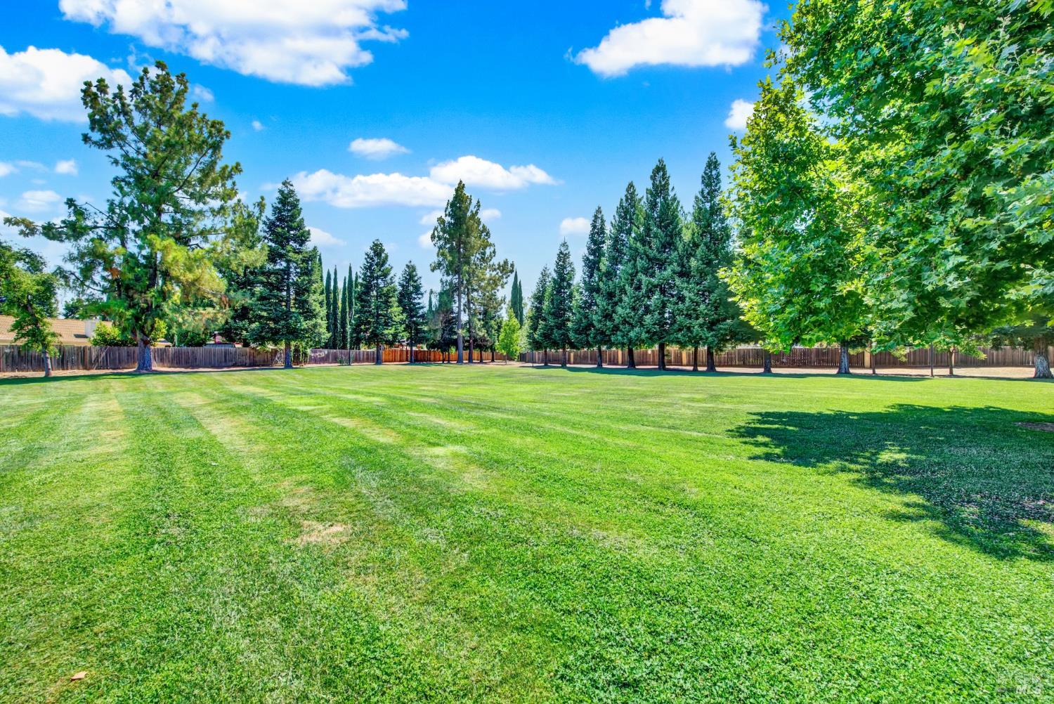 Detail Gallery Image 90 of 93 For 242 Rosita Ct, Vacaville,  CA 95687 - 4 Beds | 2/1 Baths