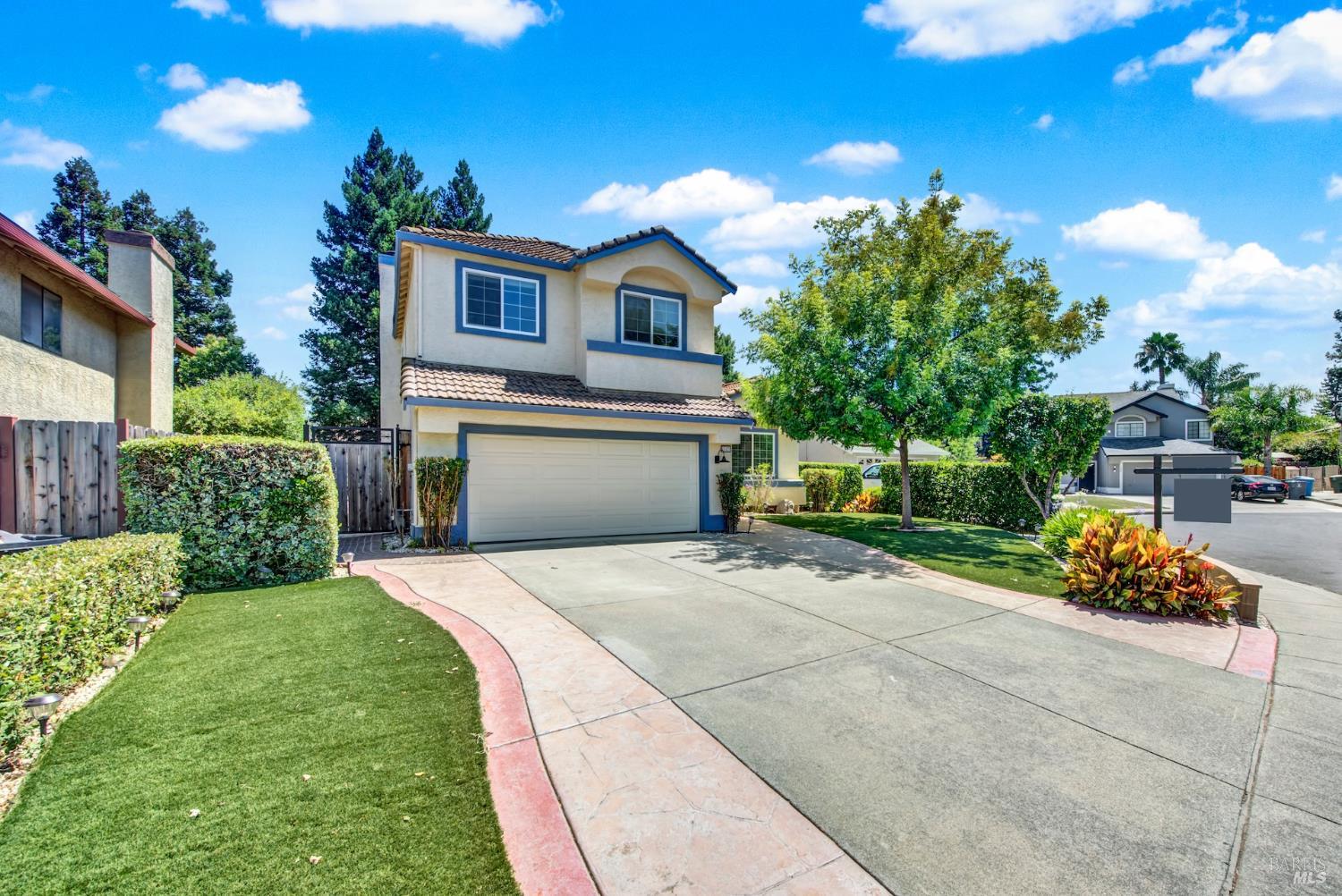 Detail Gallery Image 4 of 93 For 242 Rosita Ct, Vacaville,  CA 95687 - 4 Beds | 2/1 Baths