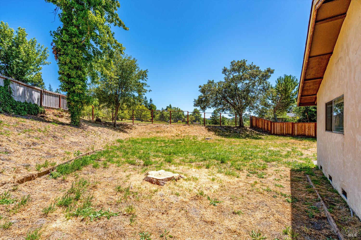 Detail Gallery Image 50 of 57 For 207 May Ct, Sebastopol,  CA 95472 - 4 Beds | 2 Baths