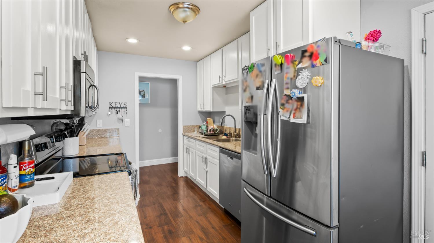 Detail Gallery Image 12 of 45 For 713 San Remo St, Fairfield,  CA 94533 - 4 Beds | 2 Baths