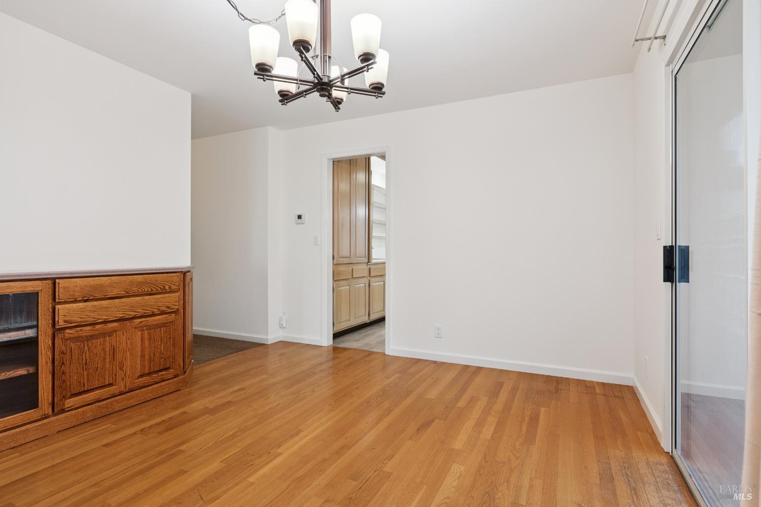 Detail Gallery Image 14 of 43 For 900 Caton Ct, Sonoma,  CA 95476 - 3 Beds | 2 Baths
