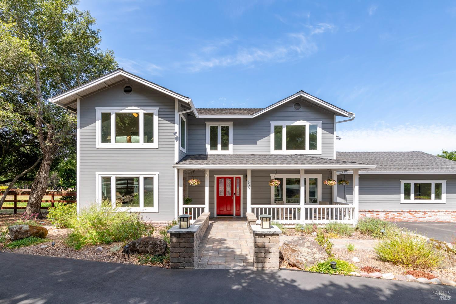 Detail Gallery Image 4 of 96 For 635 Palm Ave, Penngrove,  CA 94951 - 4 Beds | 2/1 Baths
