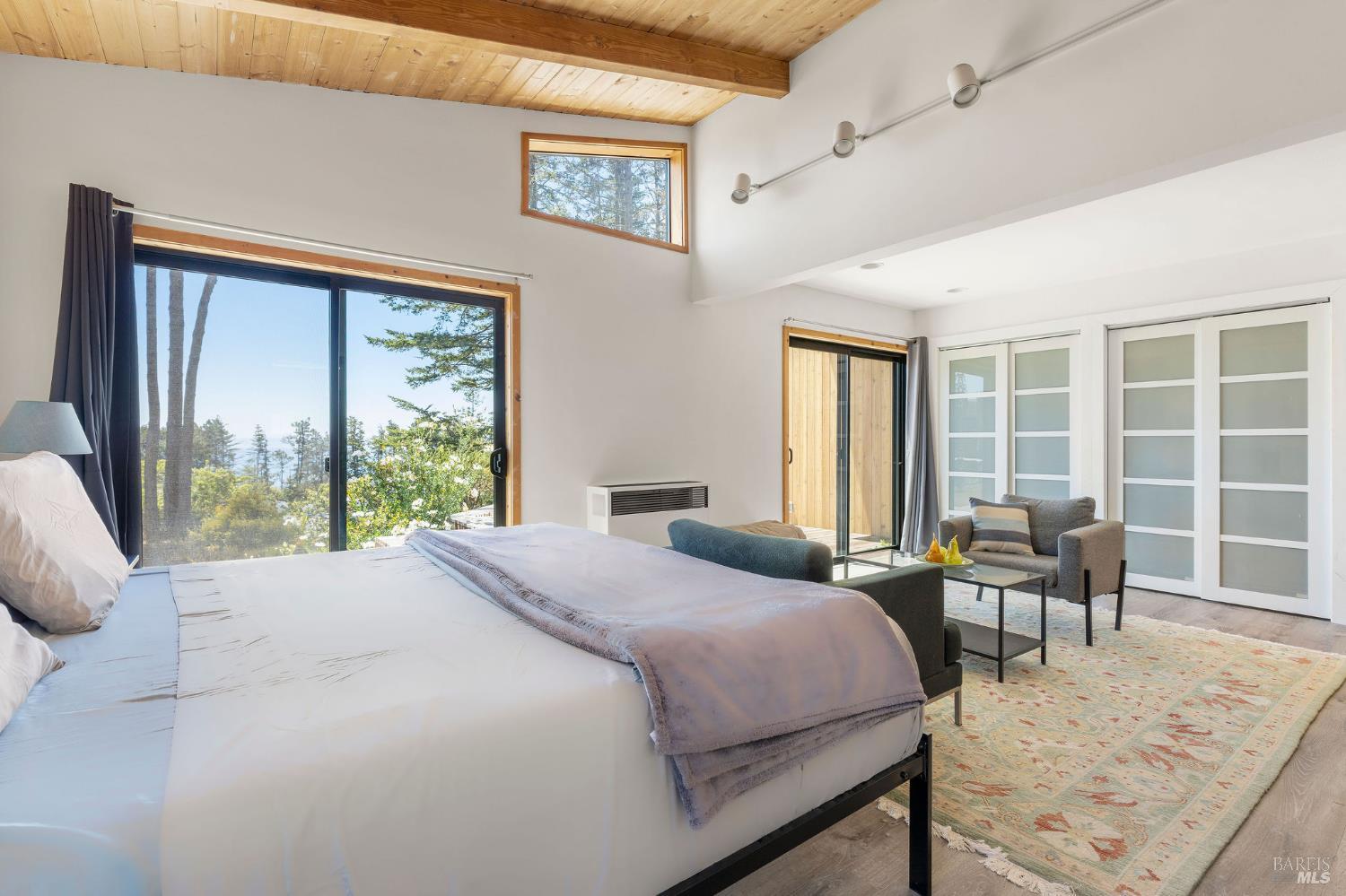Detail Gallery Image 20 of 39 For 37940 Pacific View Dr, Gualala,  CA 95445 - 4 Beds | 4 Baths