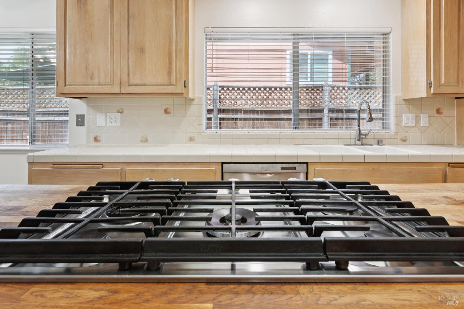 Detail Gallery Image 28 of 43 For 900 Caton Ct, Sonoma,  CA 95476 - 3 Beds | 2 Baths