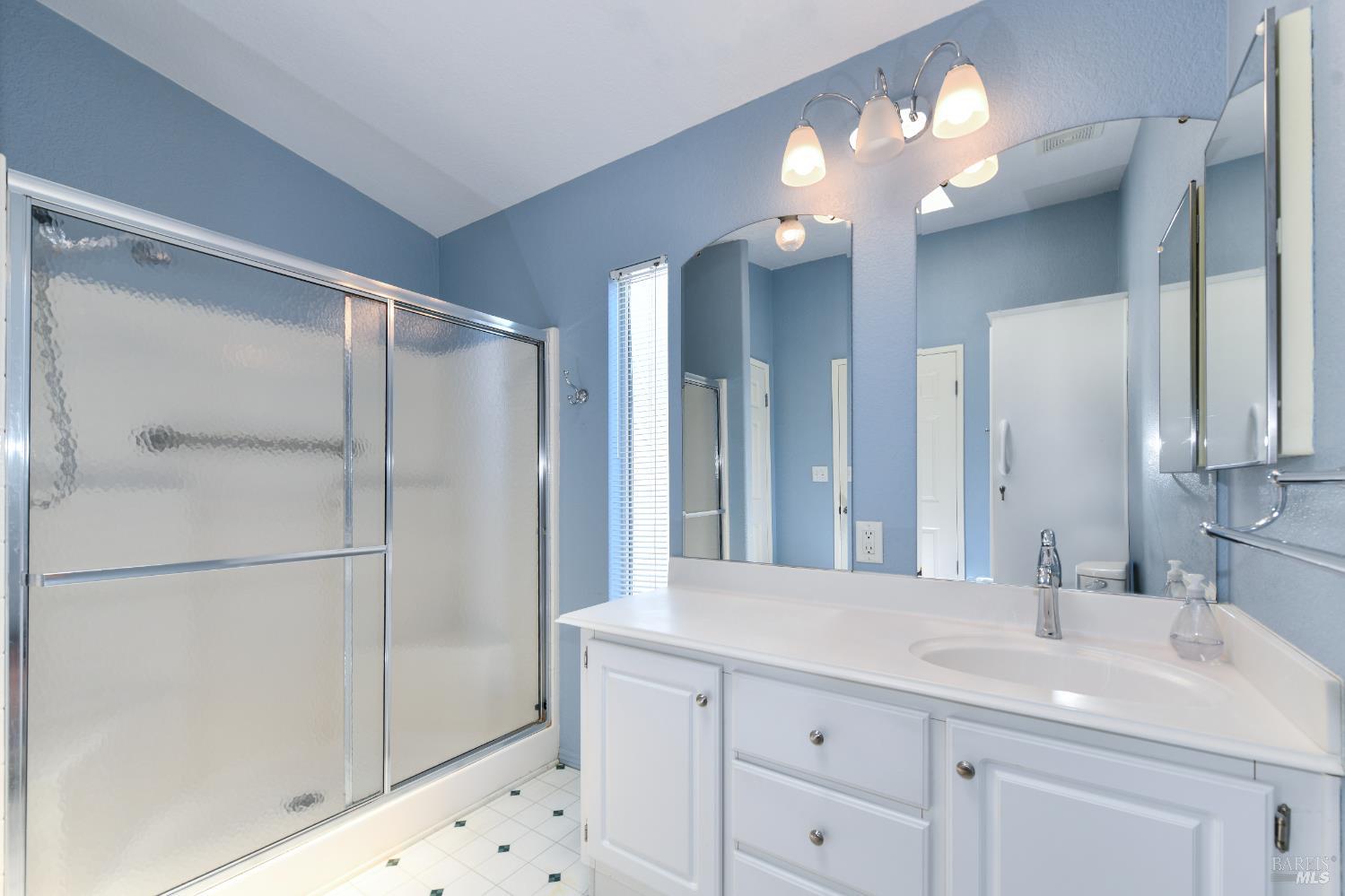 Detail Gallery Image 32 of 62 For 84 N Napa Dr, Petaluma,  CA 94954 - 3 Beds | 2 Baths