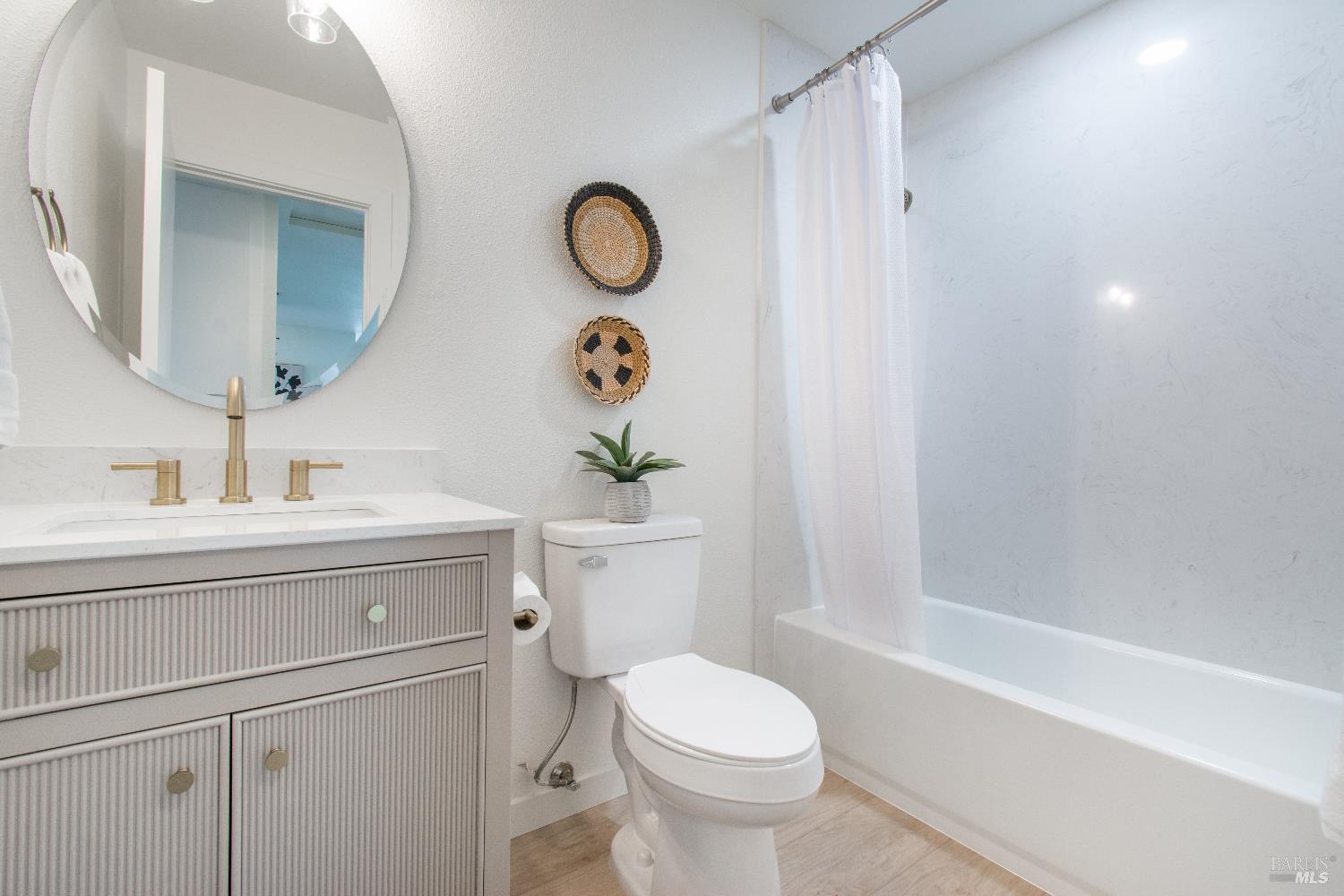 Detail Gallery Image 17 of 34 For 224 Columbus Dr, Fairfield,  CA 94533 - 3 Beds | 2 Baths