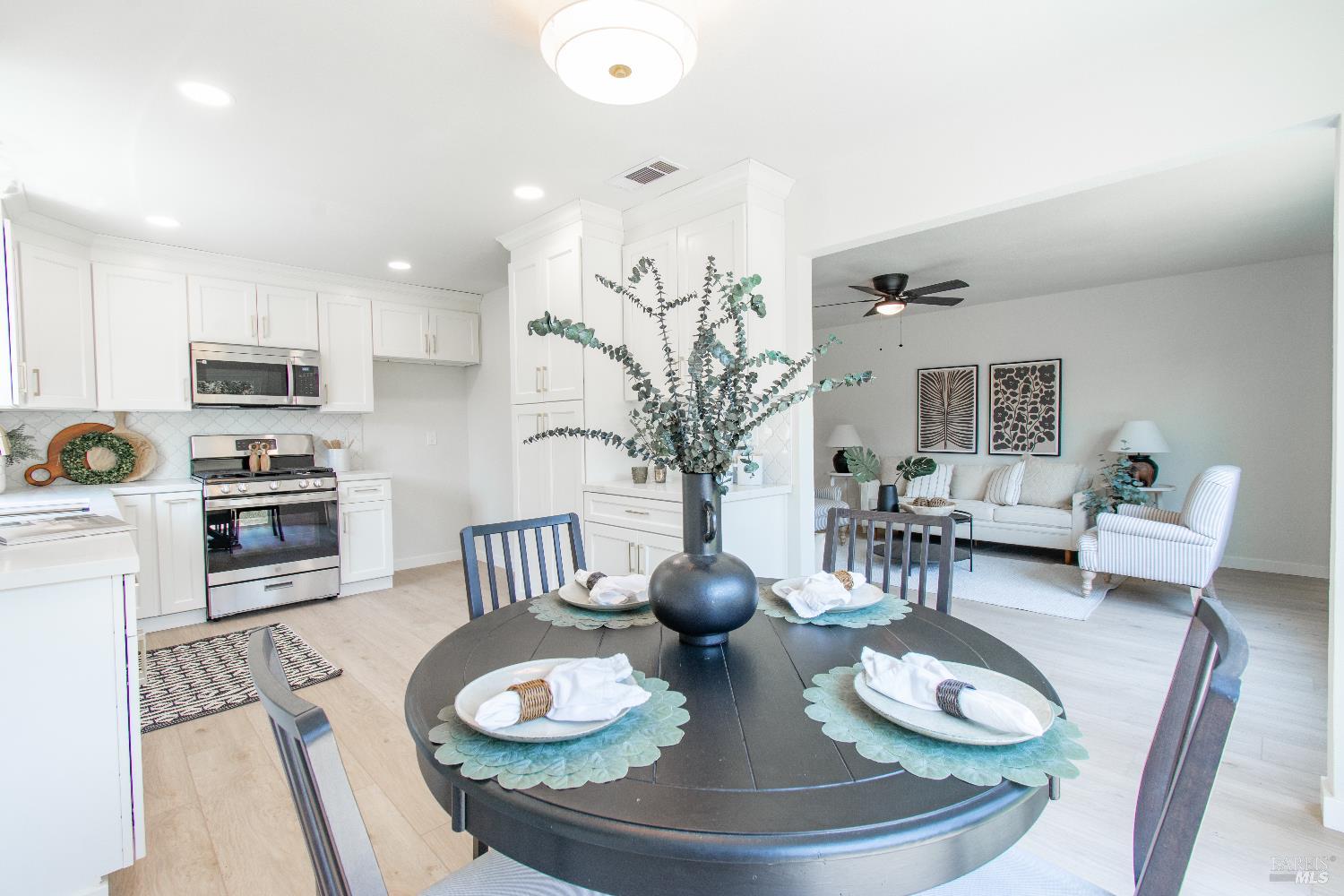 Detail Gallery Image 27 of 34 For 224 Columbus Dr, Fairfield,  CA 94533 - 3 Beds | 2 Baths