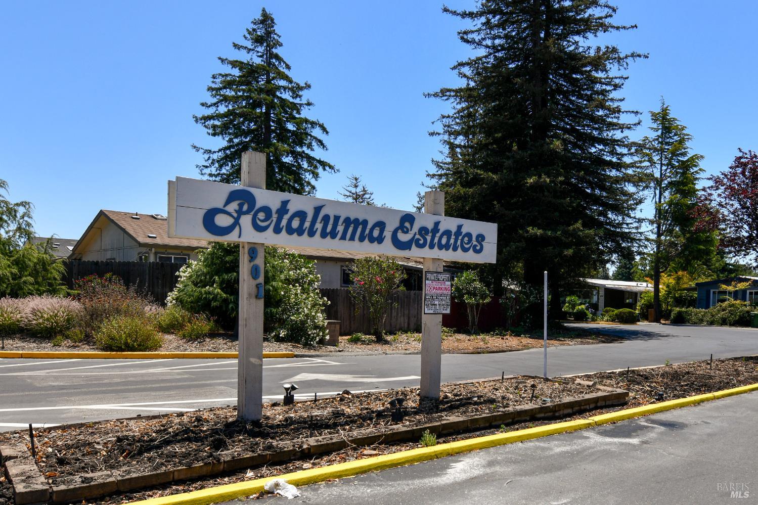 Detail Gallery Image 55 of 62 For 84 N Napa Dr, Petaluma,  CA 94954 - 3 Beds | 2 Baths