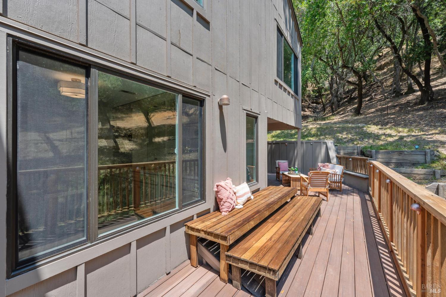 Detail Gallery Image 42 of 53 For 18 Eagle Gap Rd, Novato,  CA 94949 - 4 Beds | 2/1 Baths