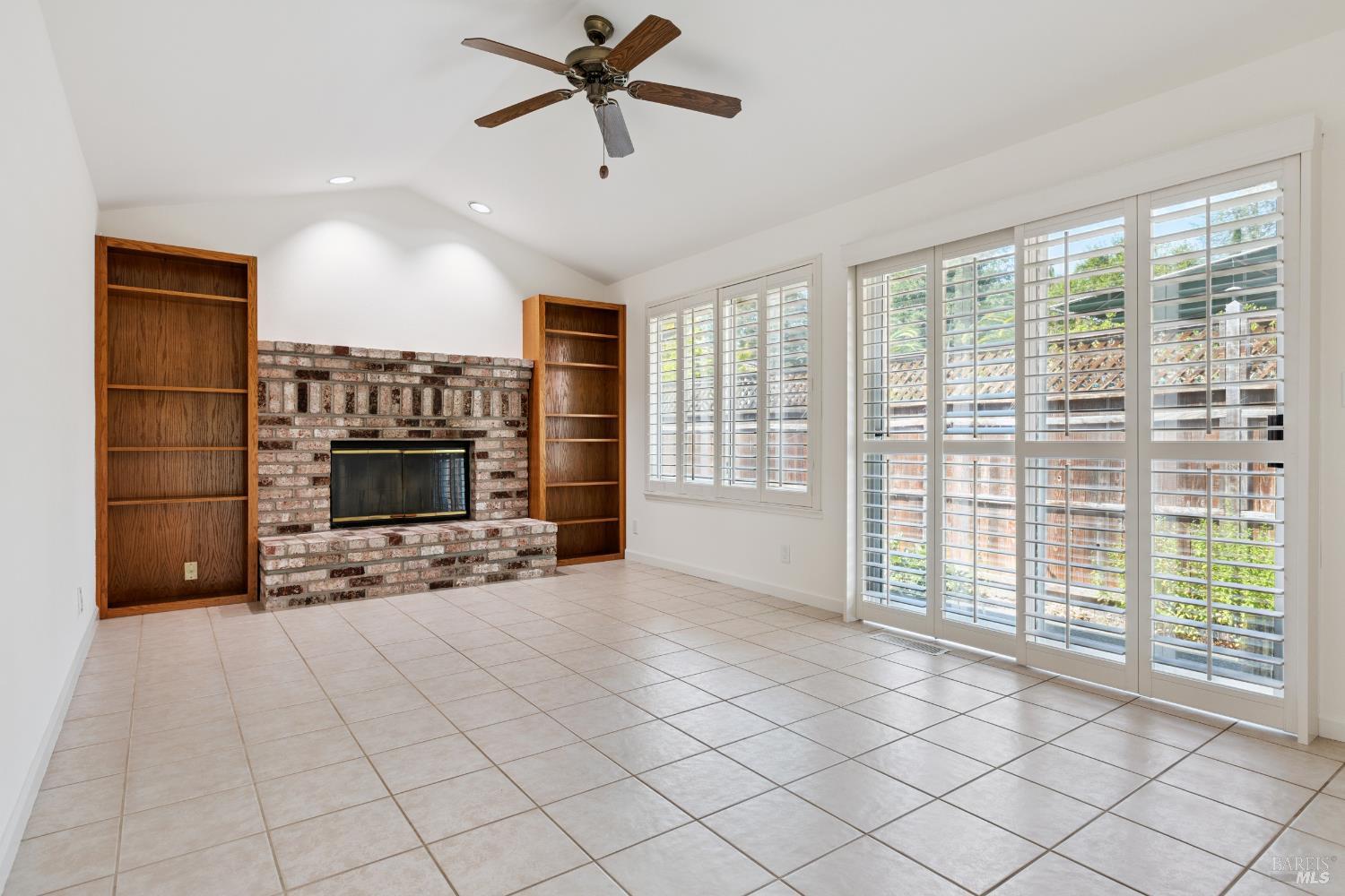 Detail Gallery Image 31 of 43 For 900 Caton Ct, Sonoma,  CA 95476 - 3 Beds | 2 Baths
