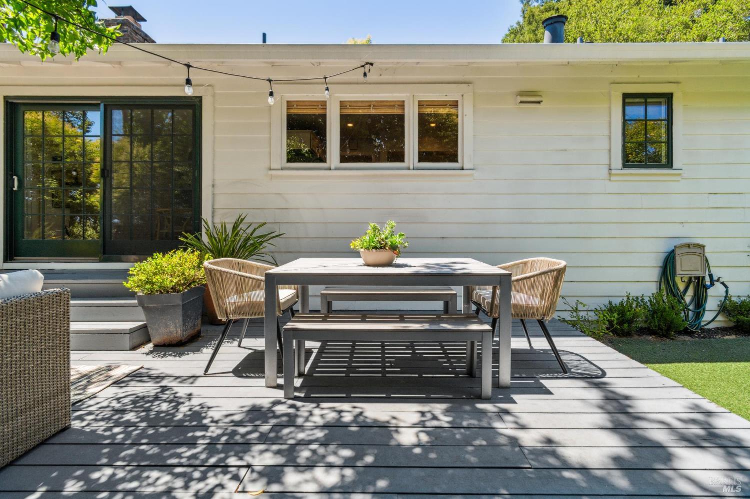 Detail Gallery Image 36 of 66 For 2 Fairview Ct, San Anselmo,  CA 94960 - 3 Beds | 2 Baths