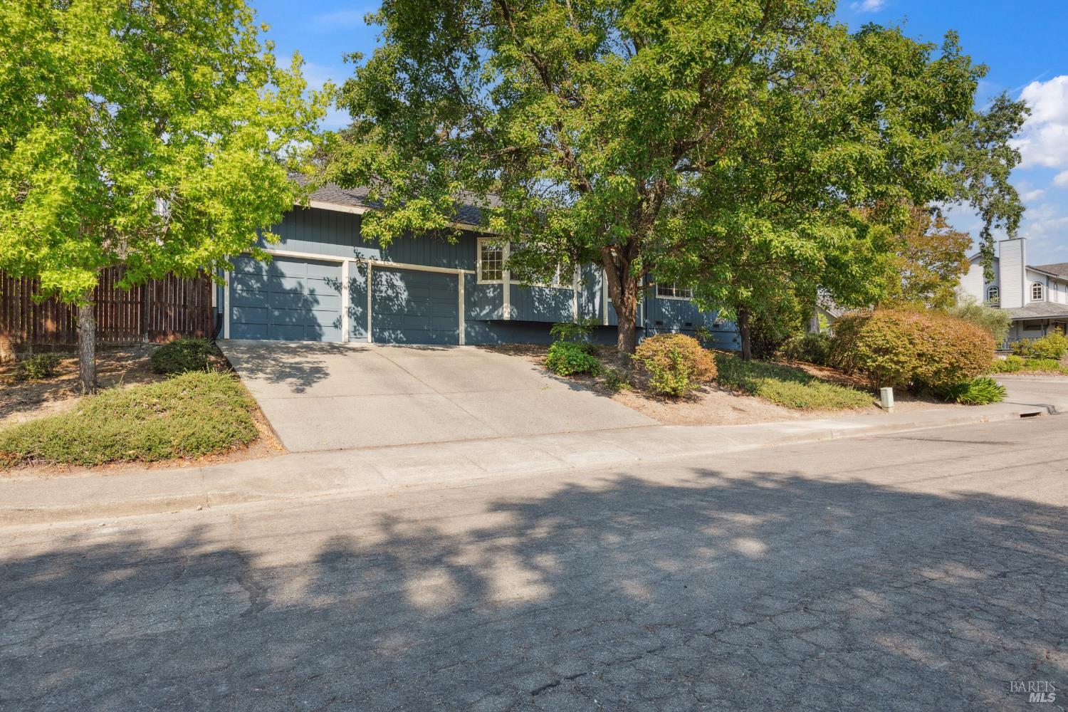 Detail Gallery Image 41 of 43 For 900 Caton Ct, Sonoma,  CA 95476 - 3 Beds | 2 Baths