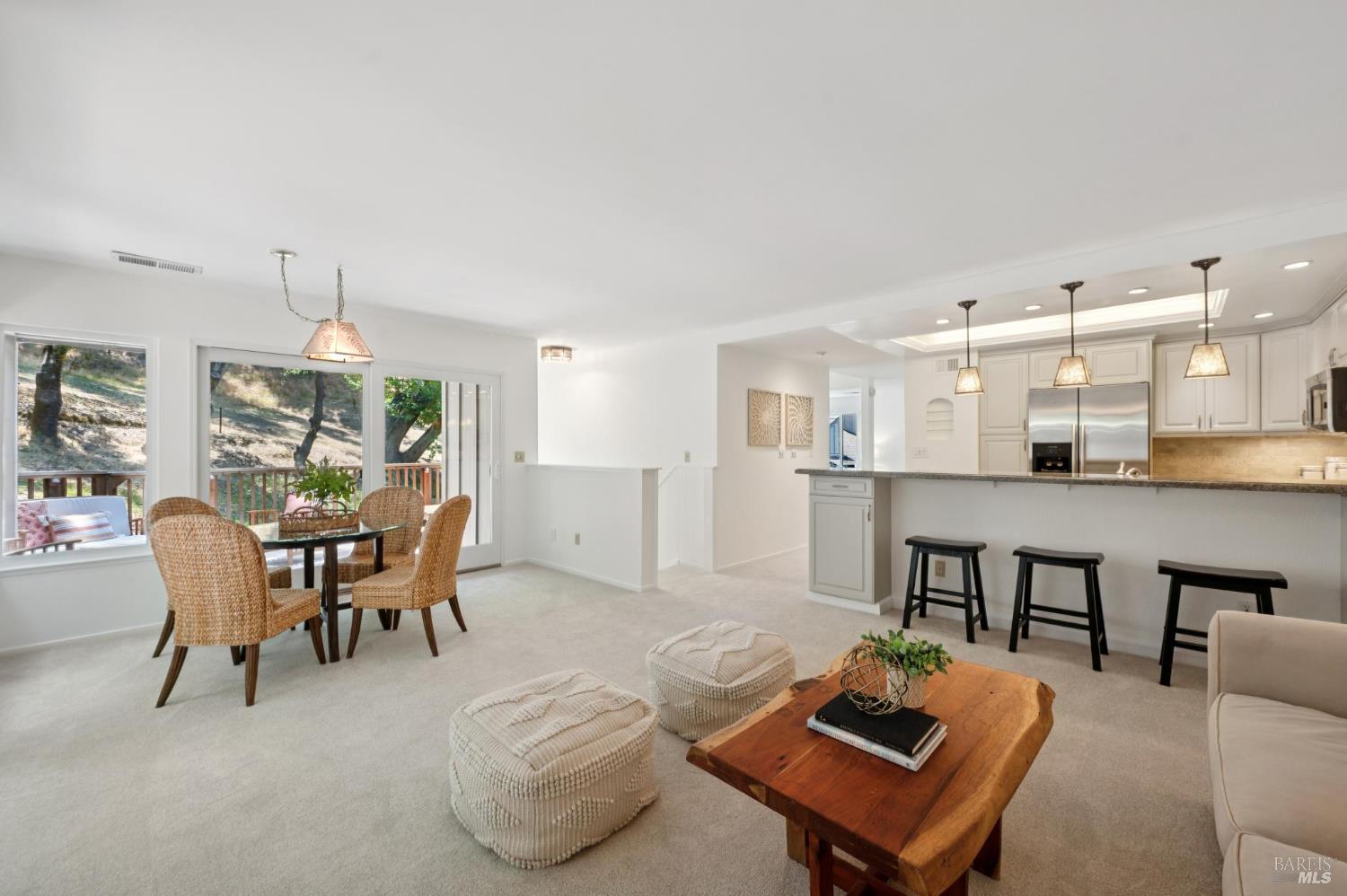 Detail Gallery Image 16 of 53 For 18 Eagle Gap Rd, Novato,  CA 94949 - 4 Beds | 2/1 Baths