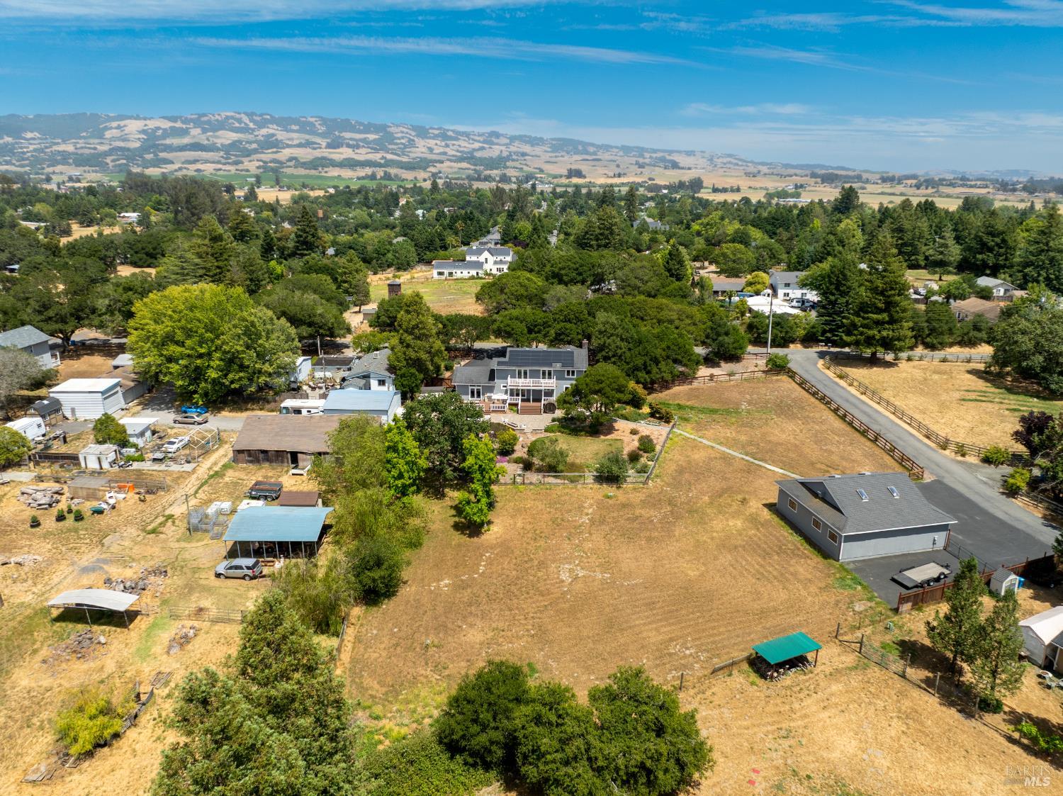 Detail Gallery Image 91 of 96 For 635 Palm Ave, Penngrove,  CA 94951 - 4 Beds | 2/1 Baths