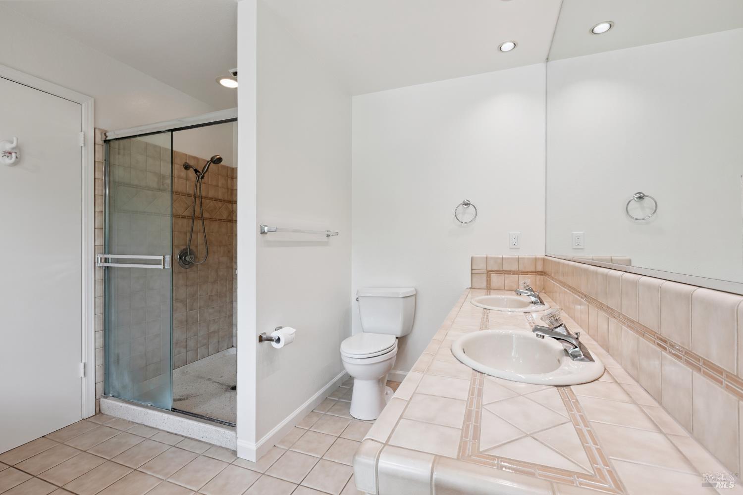 Detail Gallery Image 25 of 43 For 900 Caton Ct, Sonoma,  CA 95476 - 3 Beds | 2 Baths