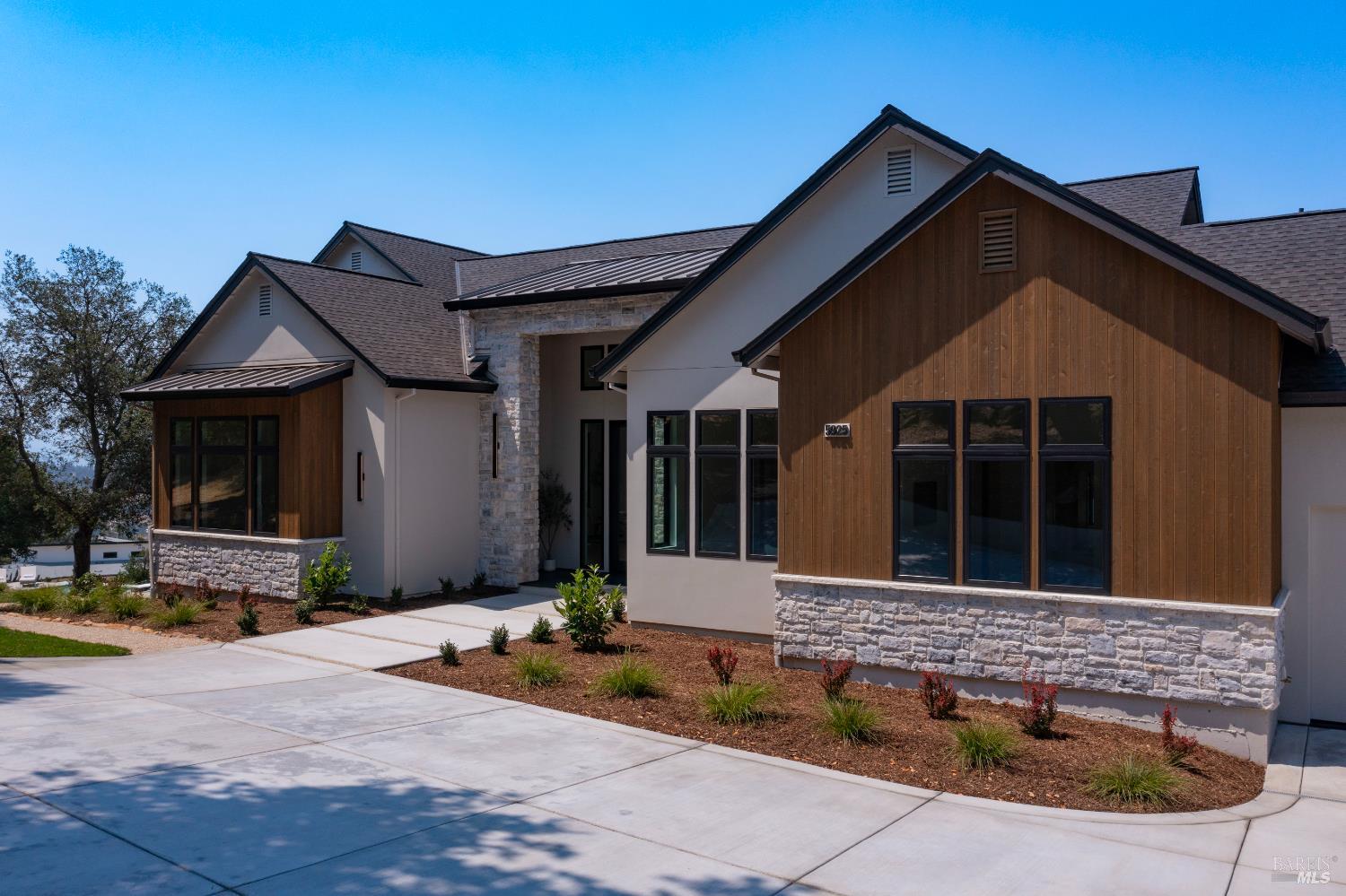Detail Gallery Image 83 of 99 For 5925 Crystal Dr, Santa Rosa,  CA 95404 - 4 Beds | 4/1 Baths