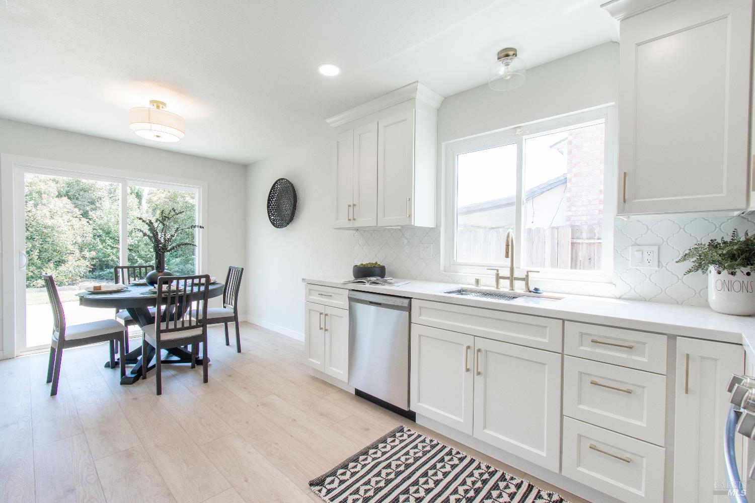 Detail Gallery Image 24 of 34 For 224 Columbus Dr, Fairfield,  CA 94533 - 3 Beds | 2 Baths