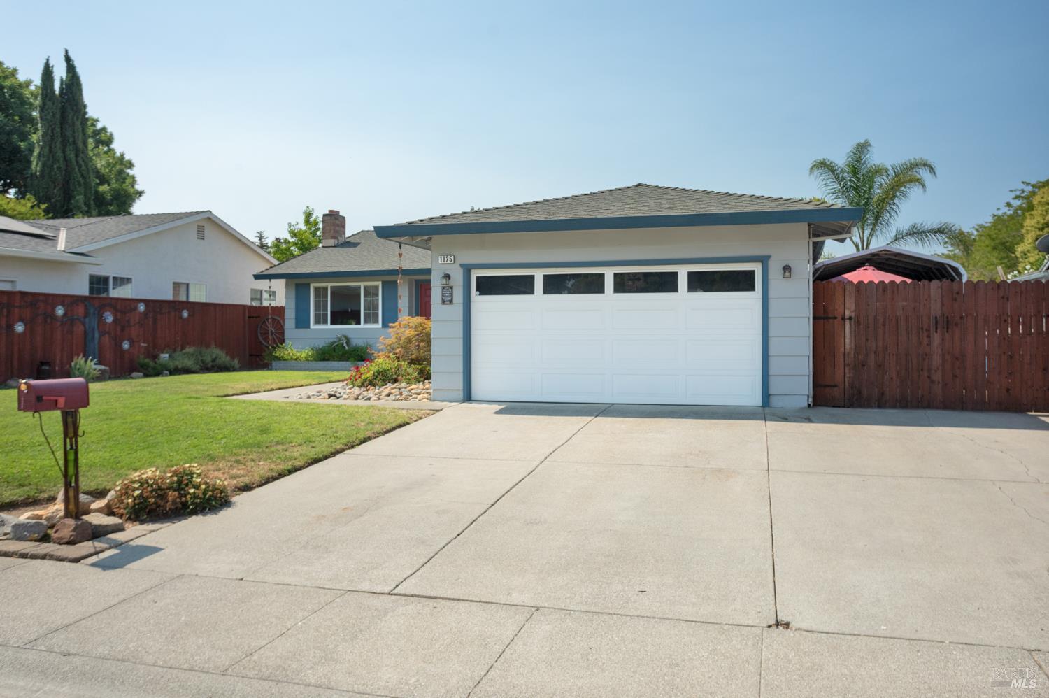 Detail Gallery Image 3 of 67 For 1025 Woodvale Dr, Dixon,  CA 95620 - 4 Beds | 2 Baths