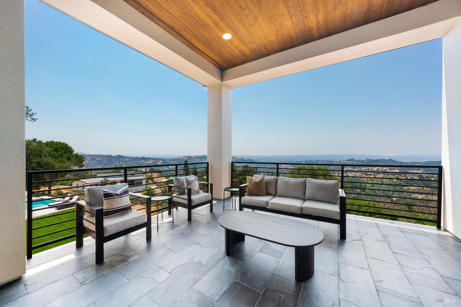 Detail Gallery Image 37 of 99 For 5925 Crystal Dr, Santa Rosa,  CA 95404 - 4 Beds | 4/1 Baths
