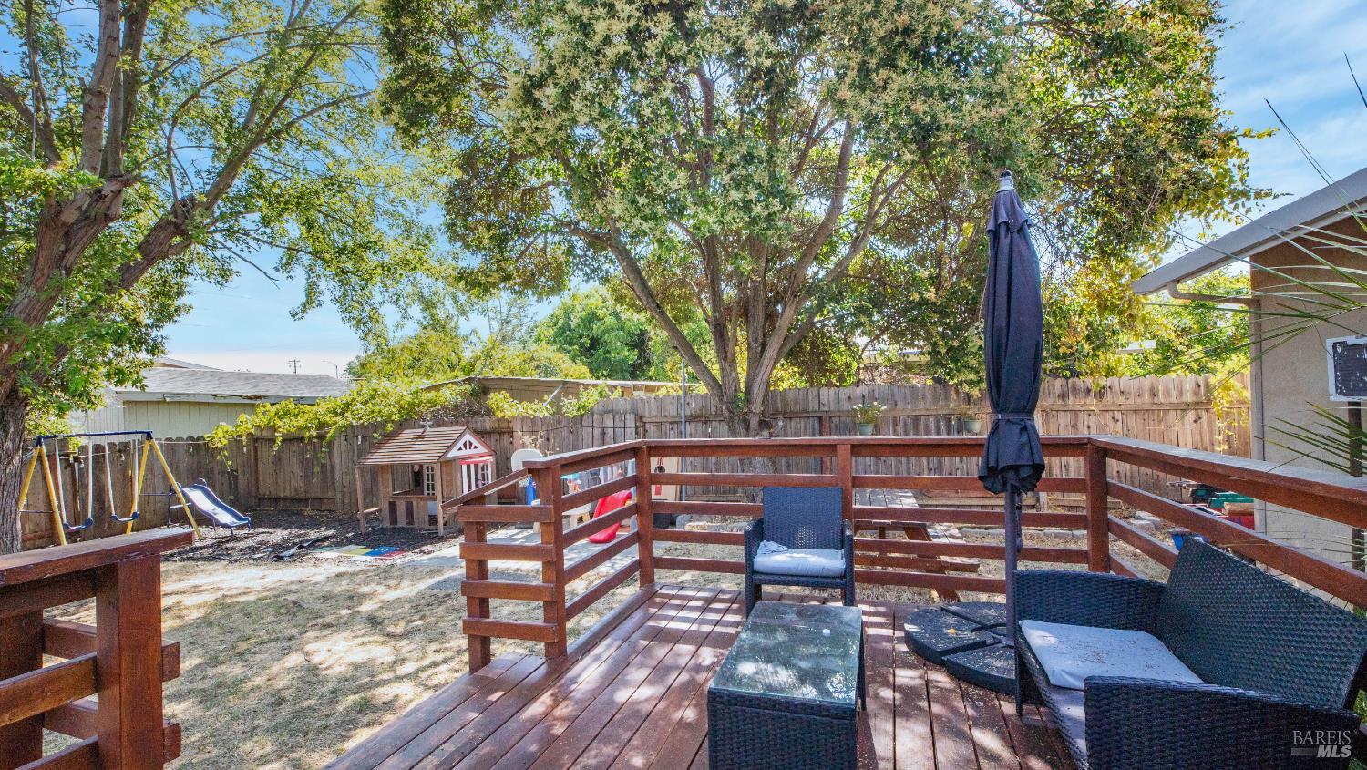 Detail Gallery Image 38 of 45 For 713 San Remo St, Fairfield,  CA 94533 - 4 Beds | 2 Baths